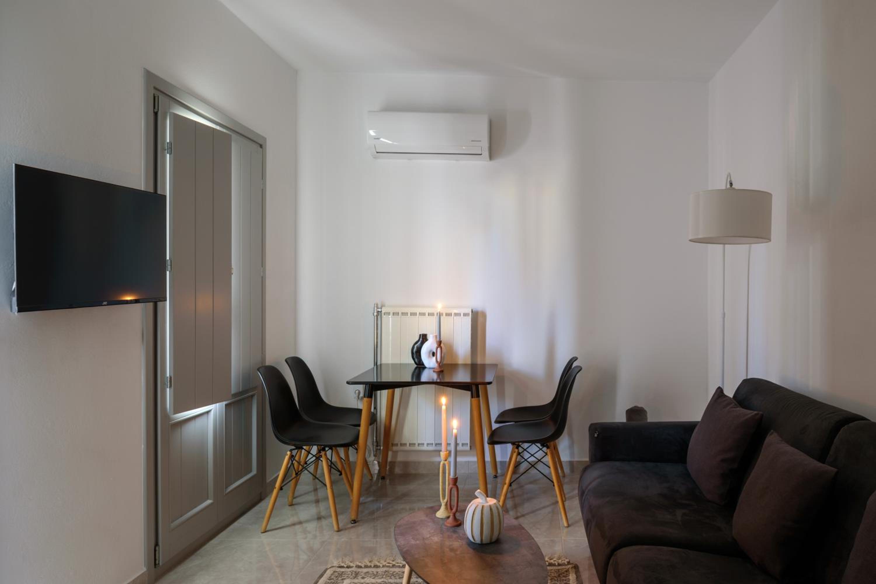 MESSARIA APARTMENt