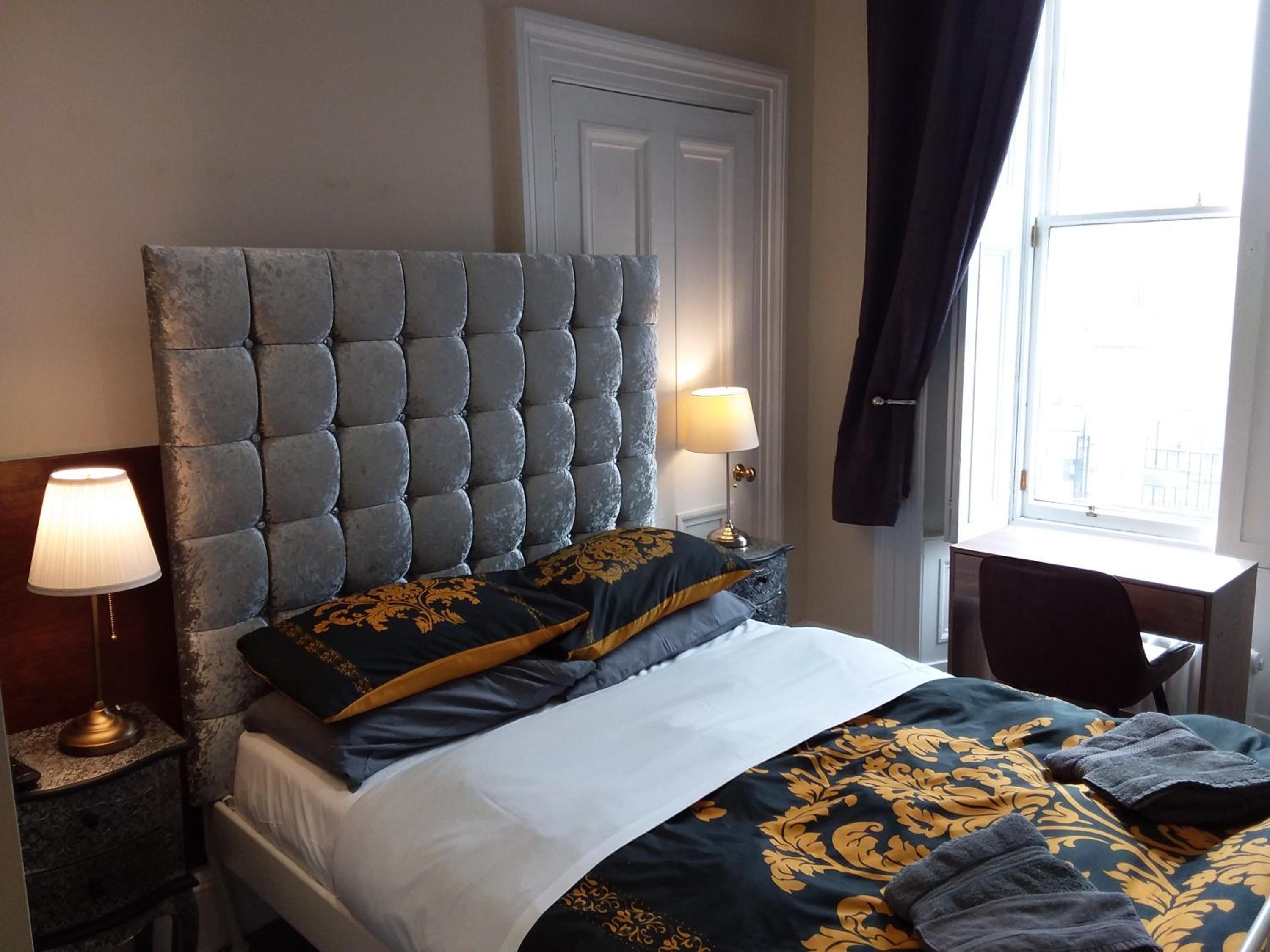 IVY- Braveheart Guest House