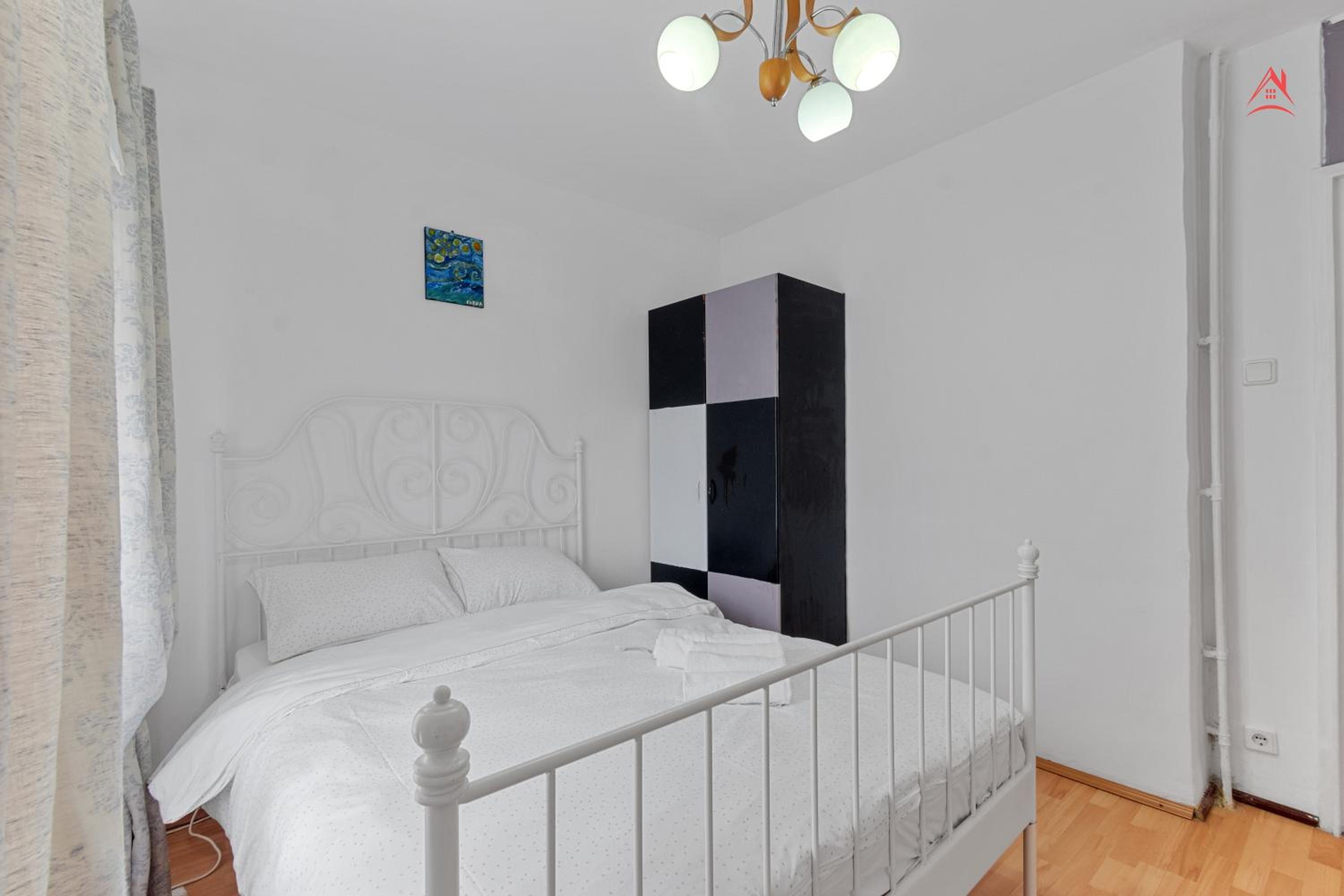 Unirii Large 2 Bedroom Apartment