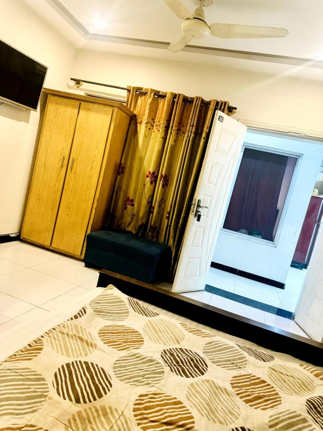 InTown Guesthouse