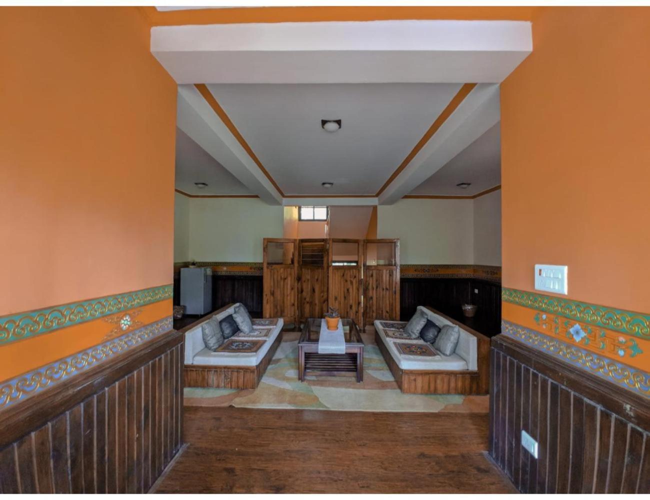 Deskit Villa Guest House, Leh view 5