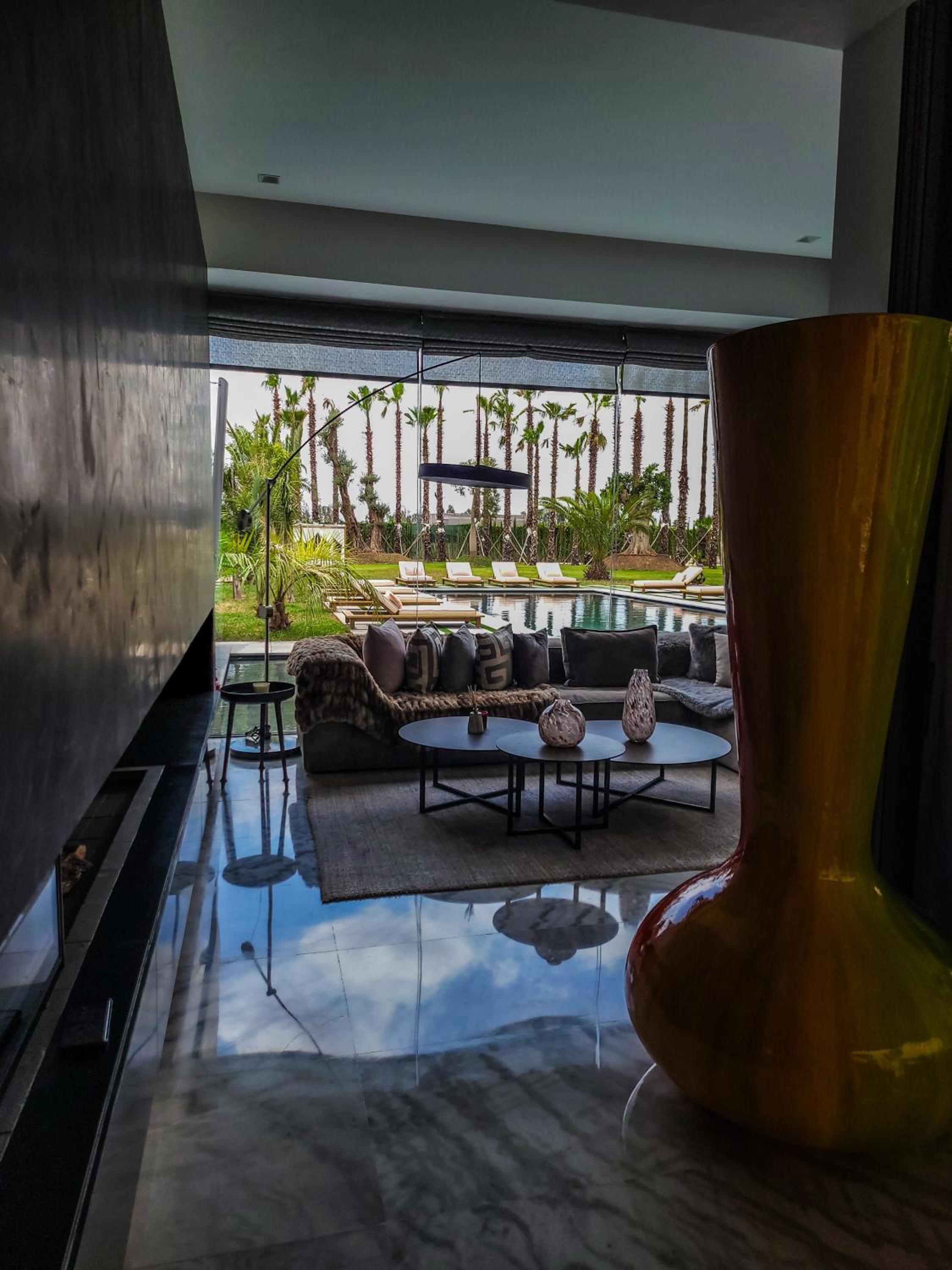 lounge