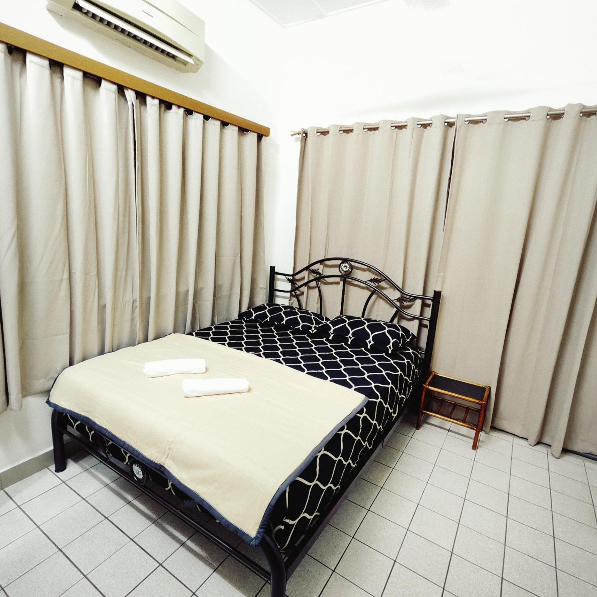 Cheras Landed Homestay 4BR - 10Pax - MRT Suntex photo 4