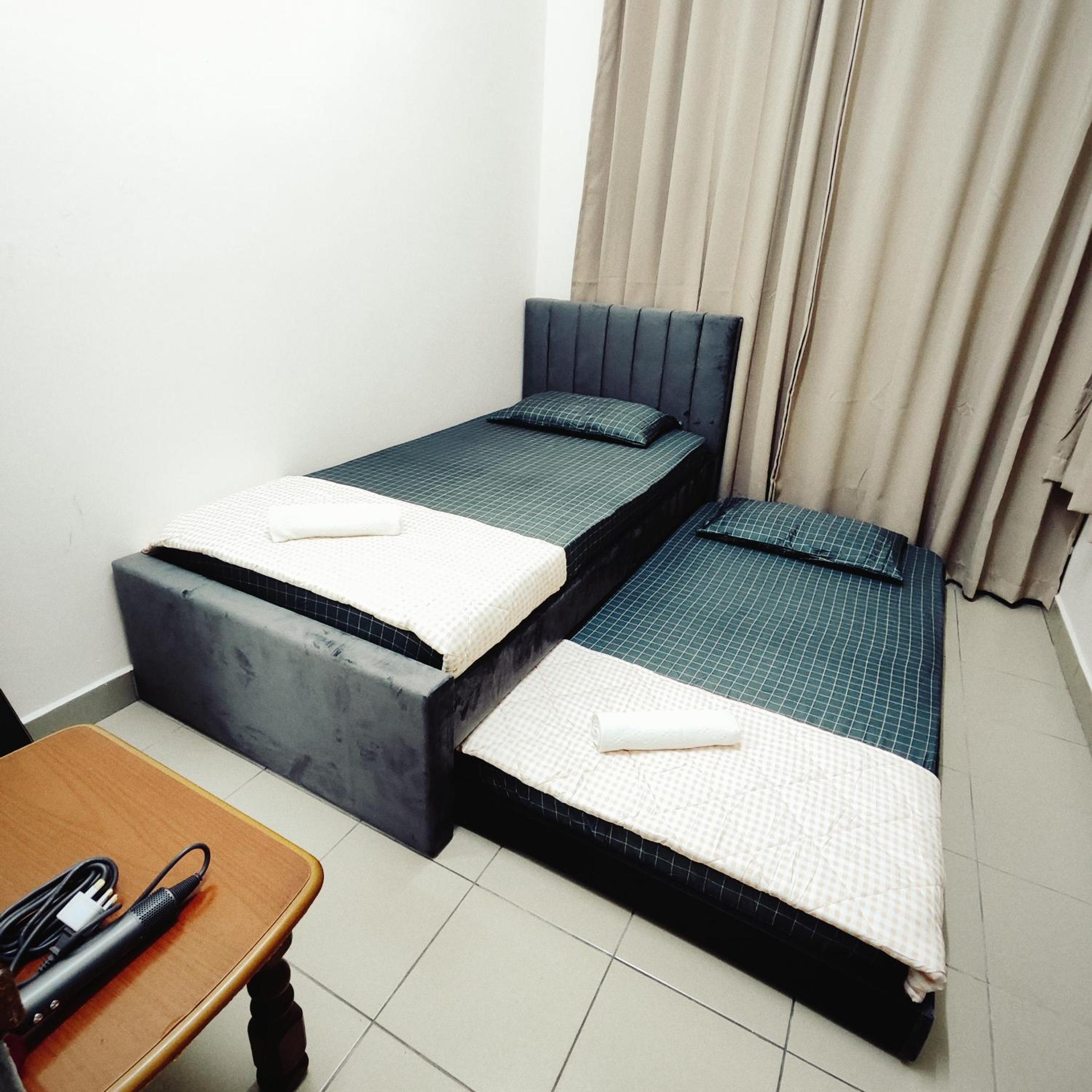 Cheras Landed Homestay 4BR - 10Pax - MRT Suntex view 2