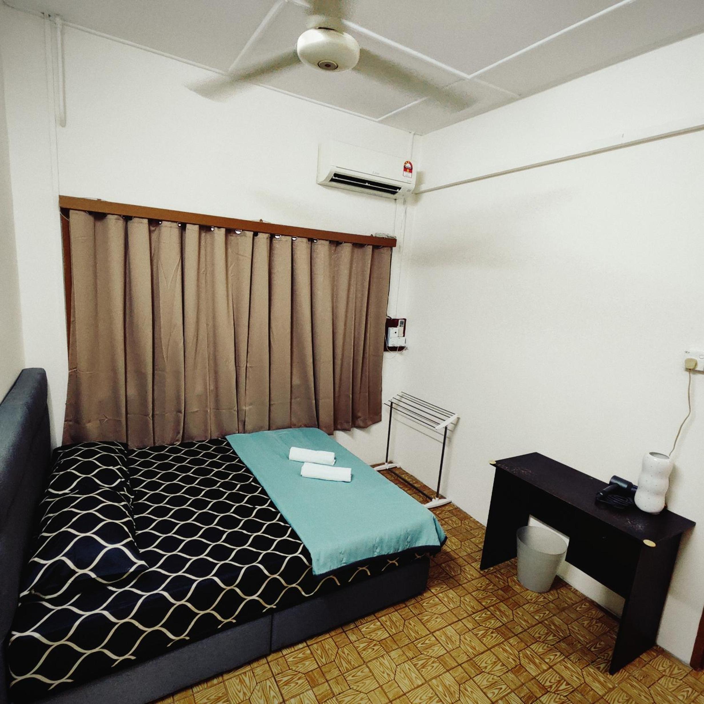 Cheras Landed Homestay 4BR - 10Pax - MRT Suntex photo 3