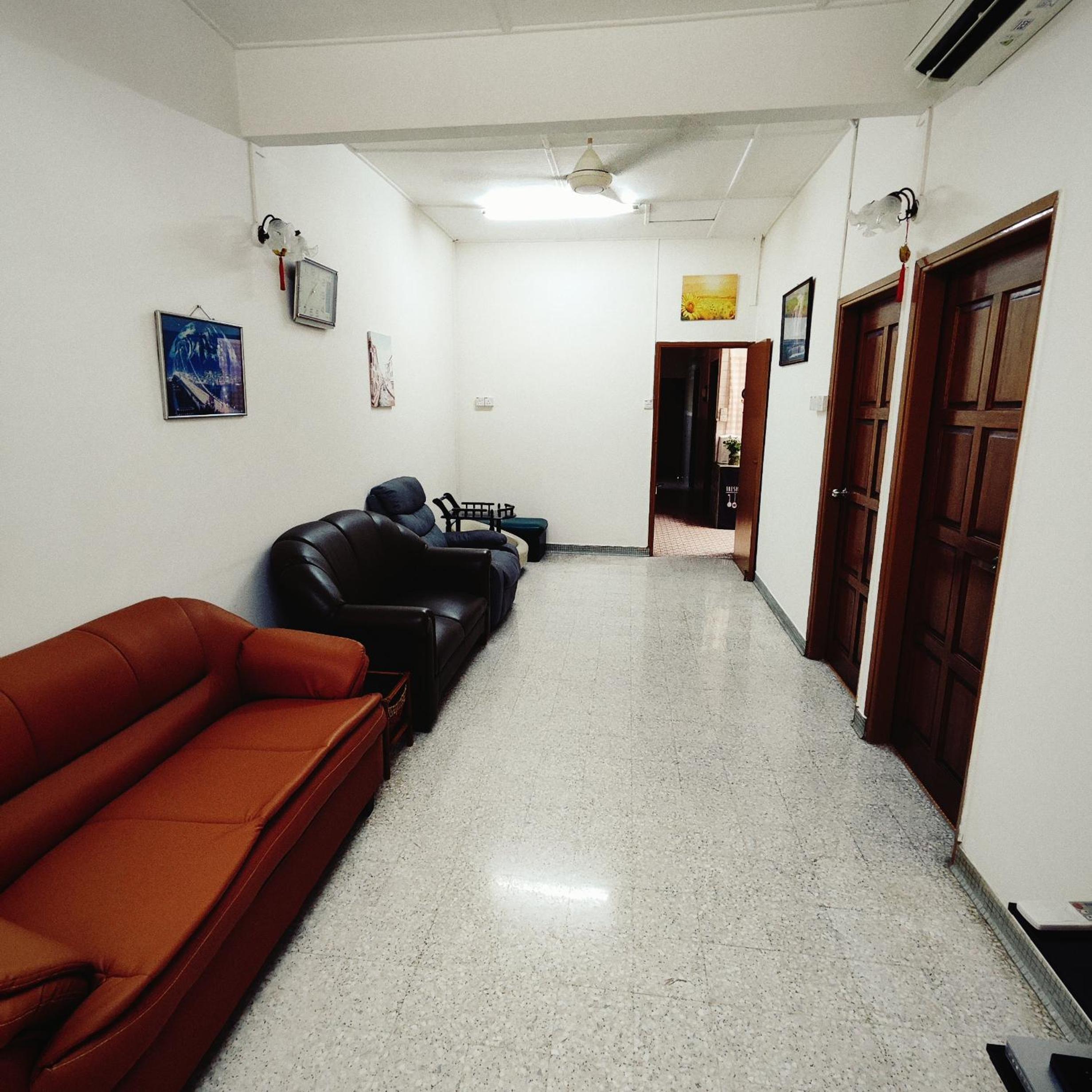 Cheras Landed Homestay 4BR - 10Pax - MRT Suntex photo 8