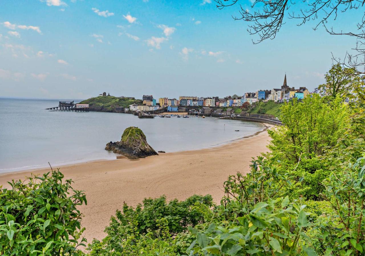 1 Bed in Tenby oc-p29296