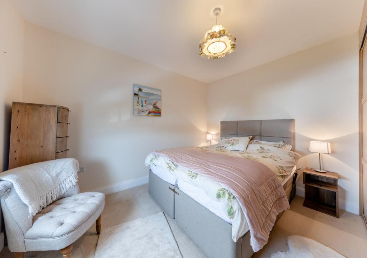 4 Bed in Llanon oc-g29204