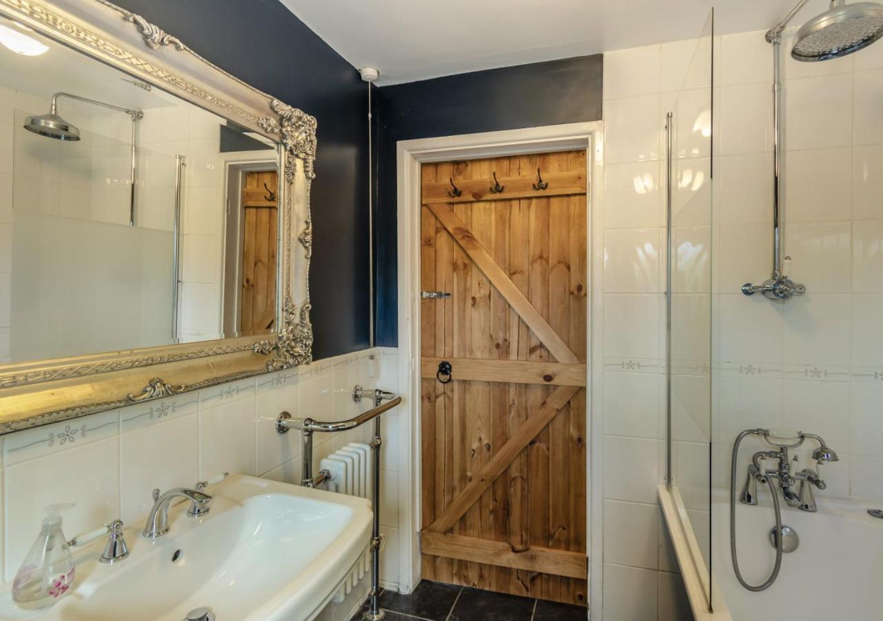 2 Bed in Abergwaun oc-t14348