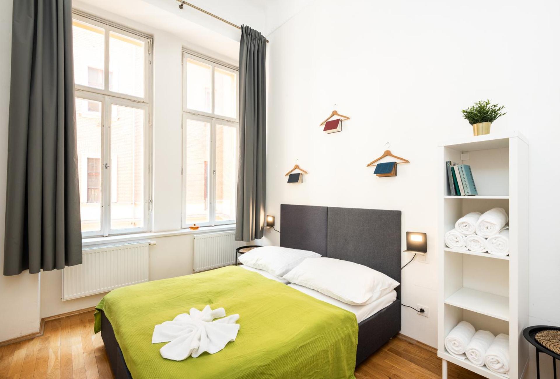 Hybernska Apartments by Pragueforyou