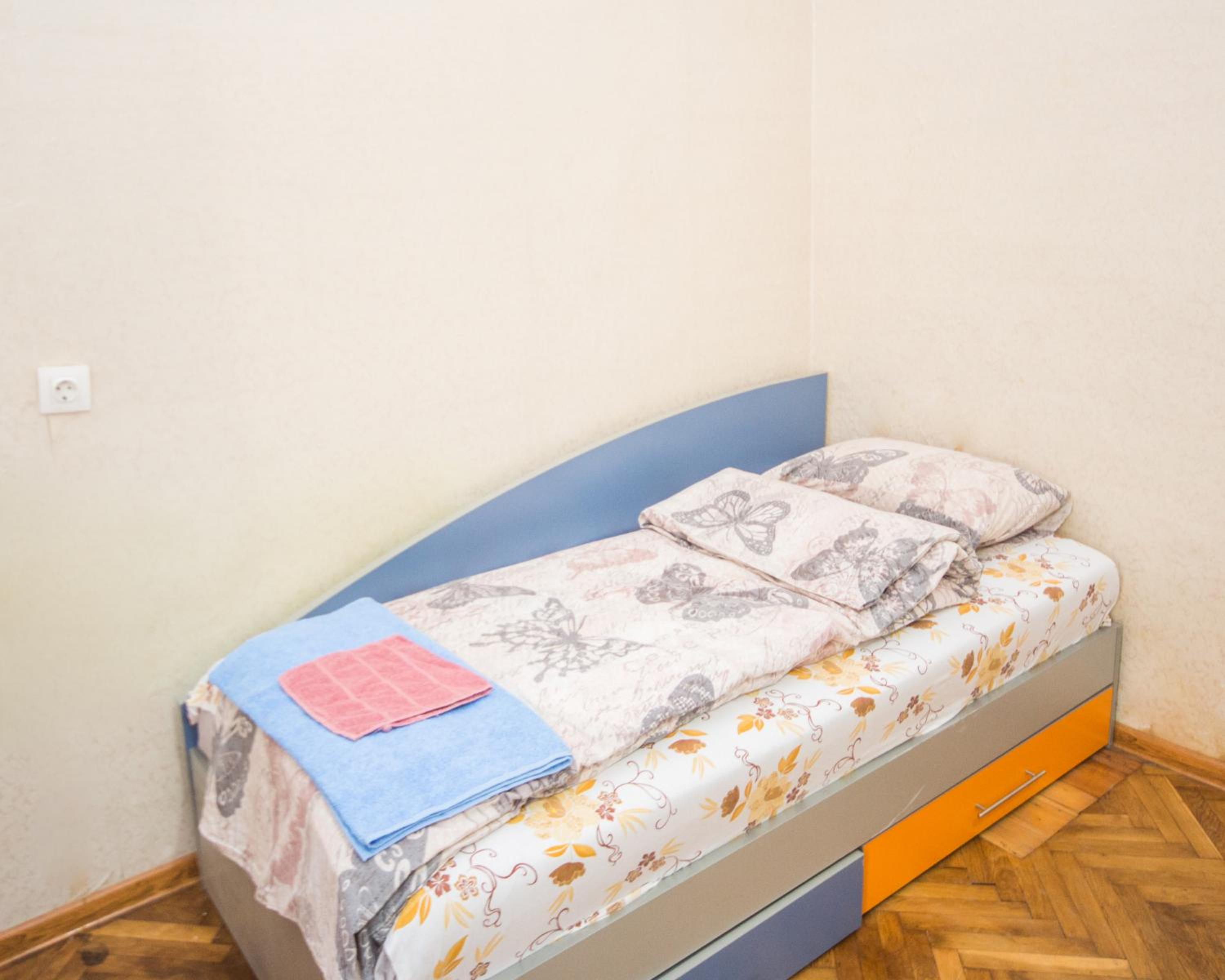 The Square - Old Flat with 2 bedrooms, 1st fl