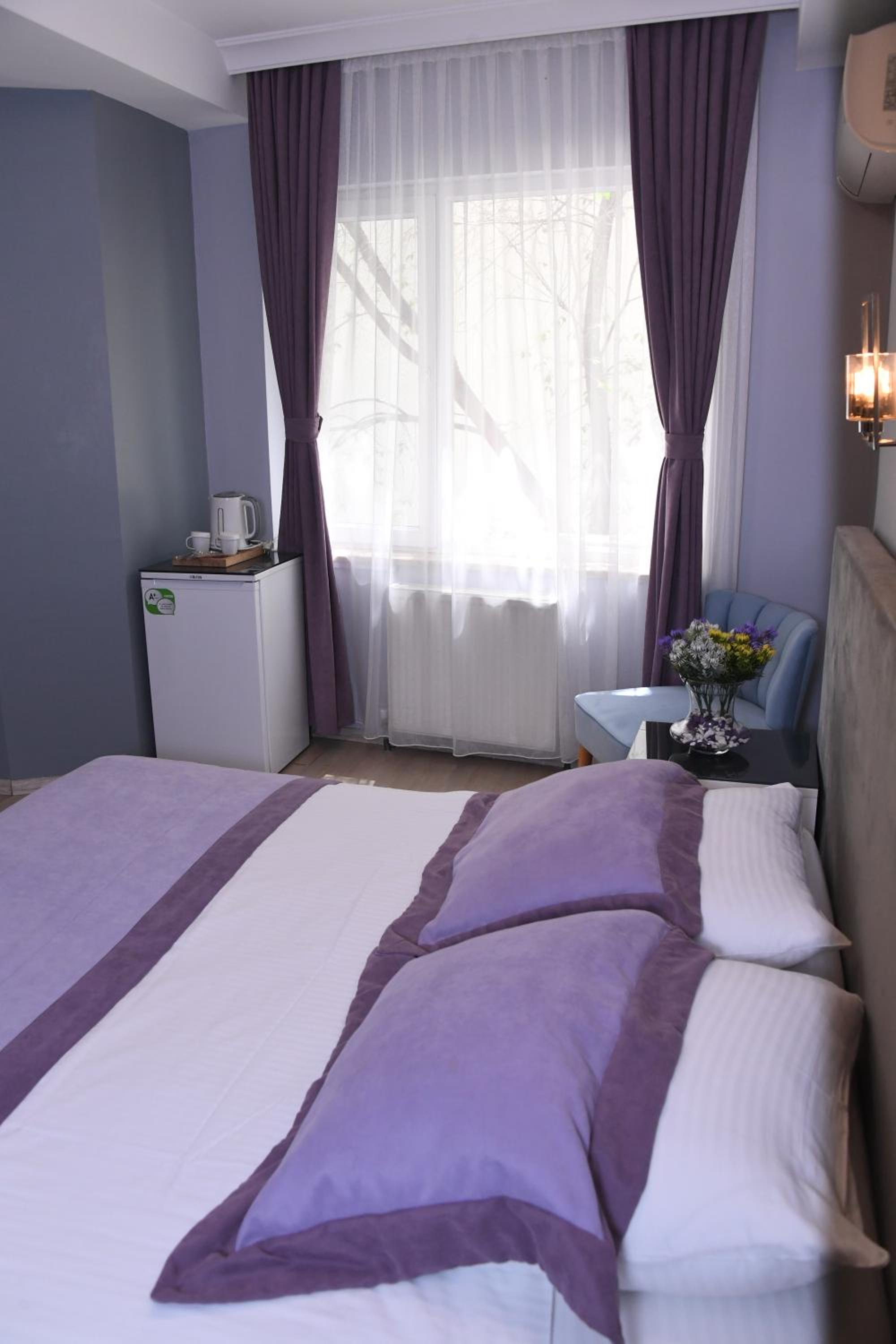 A Hotels & Suite - Image 29