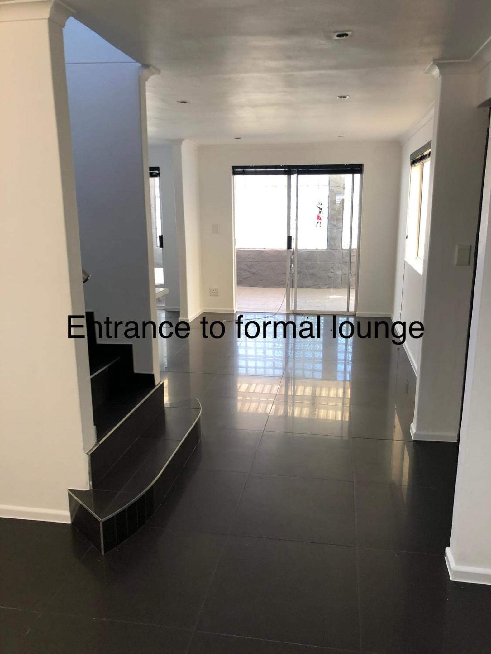 Executive Home Milnerton Ridge