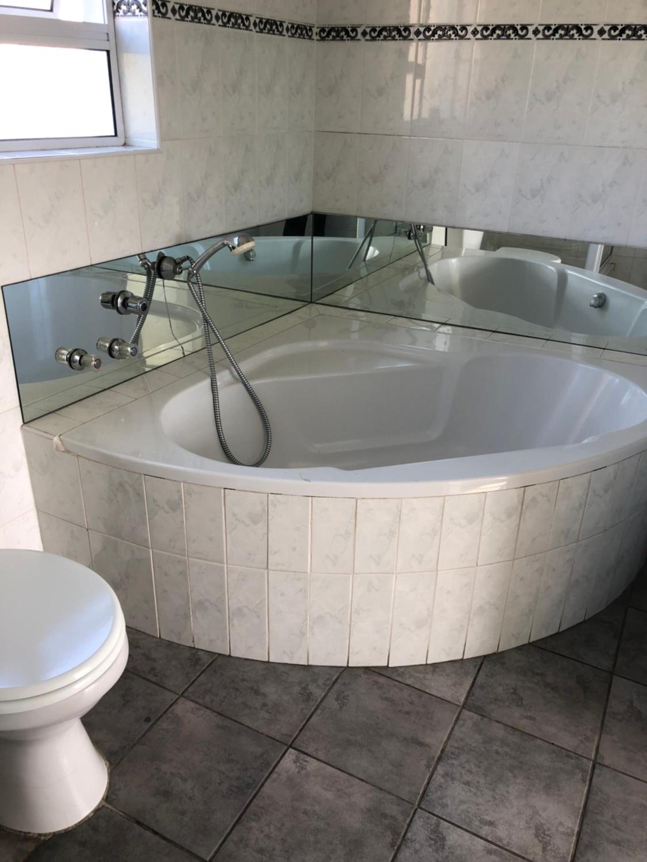 Executive Home Milnerton Ridge