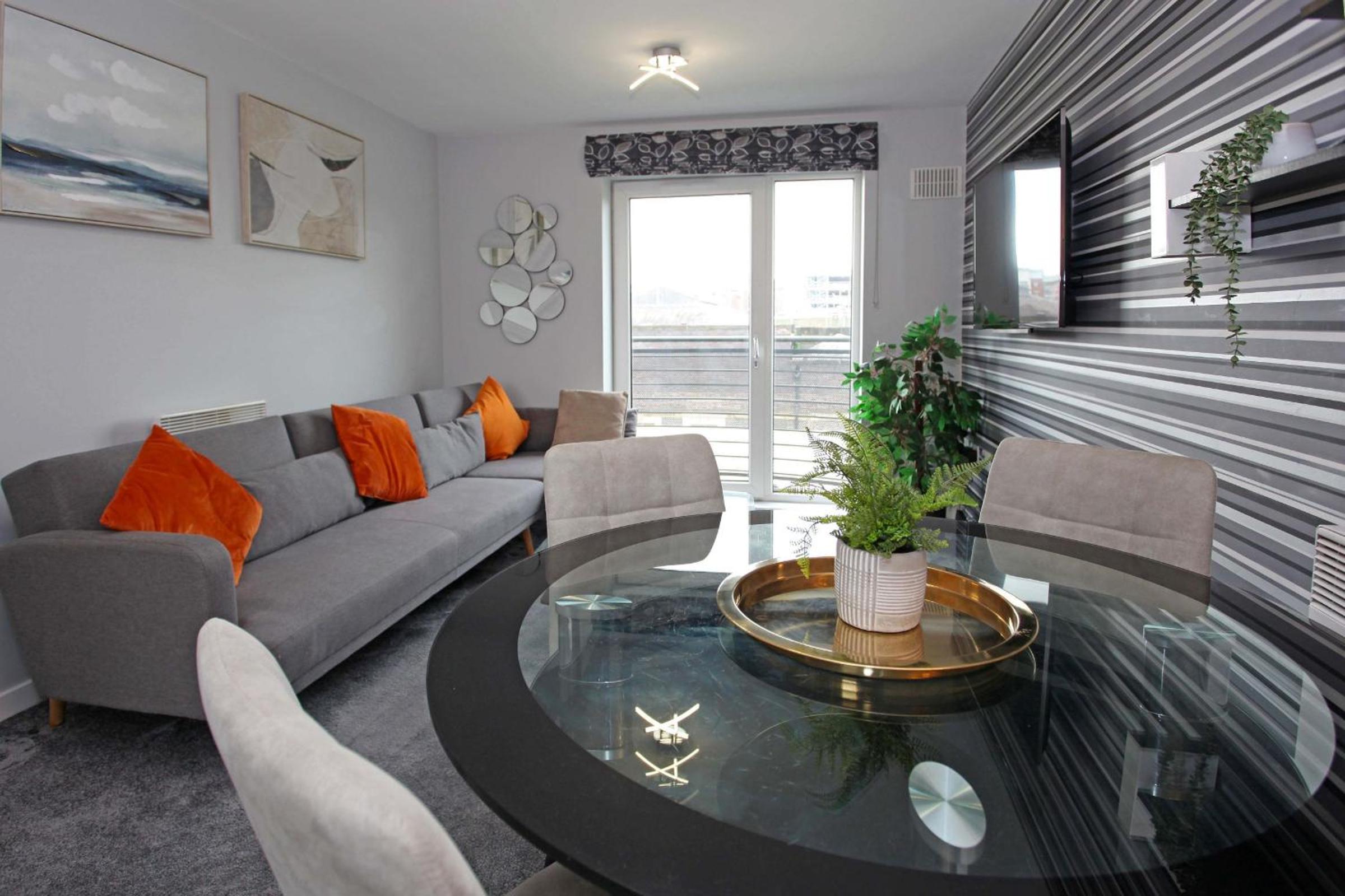 Broad Gauge Apartments view 4
