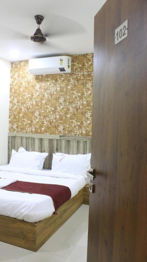 Hotel ARRAJ, Raipur