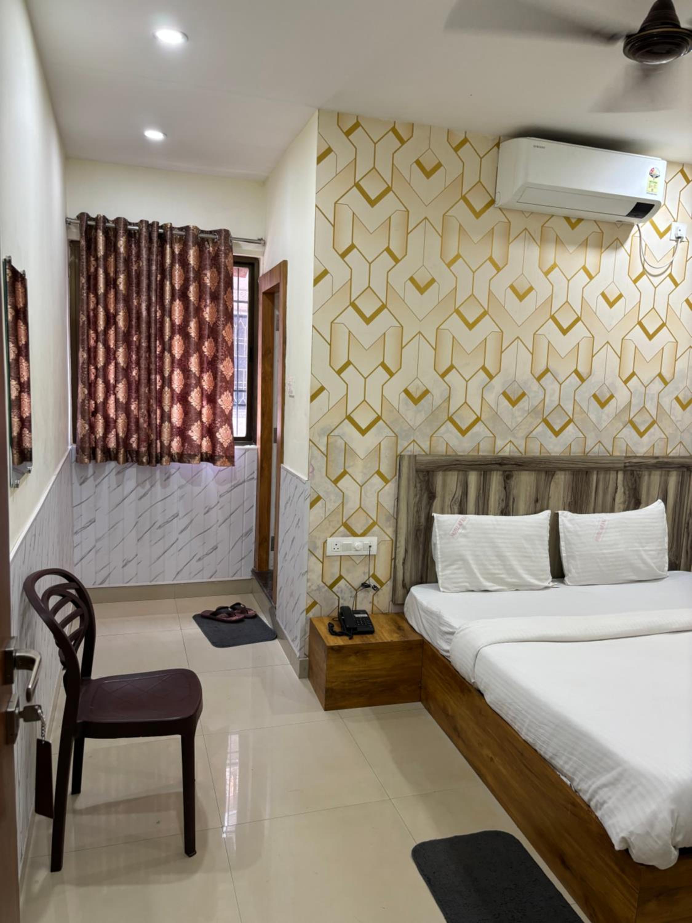 Hotel ARRAJ, Raipur