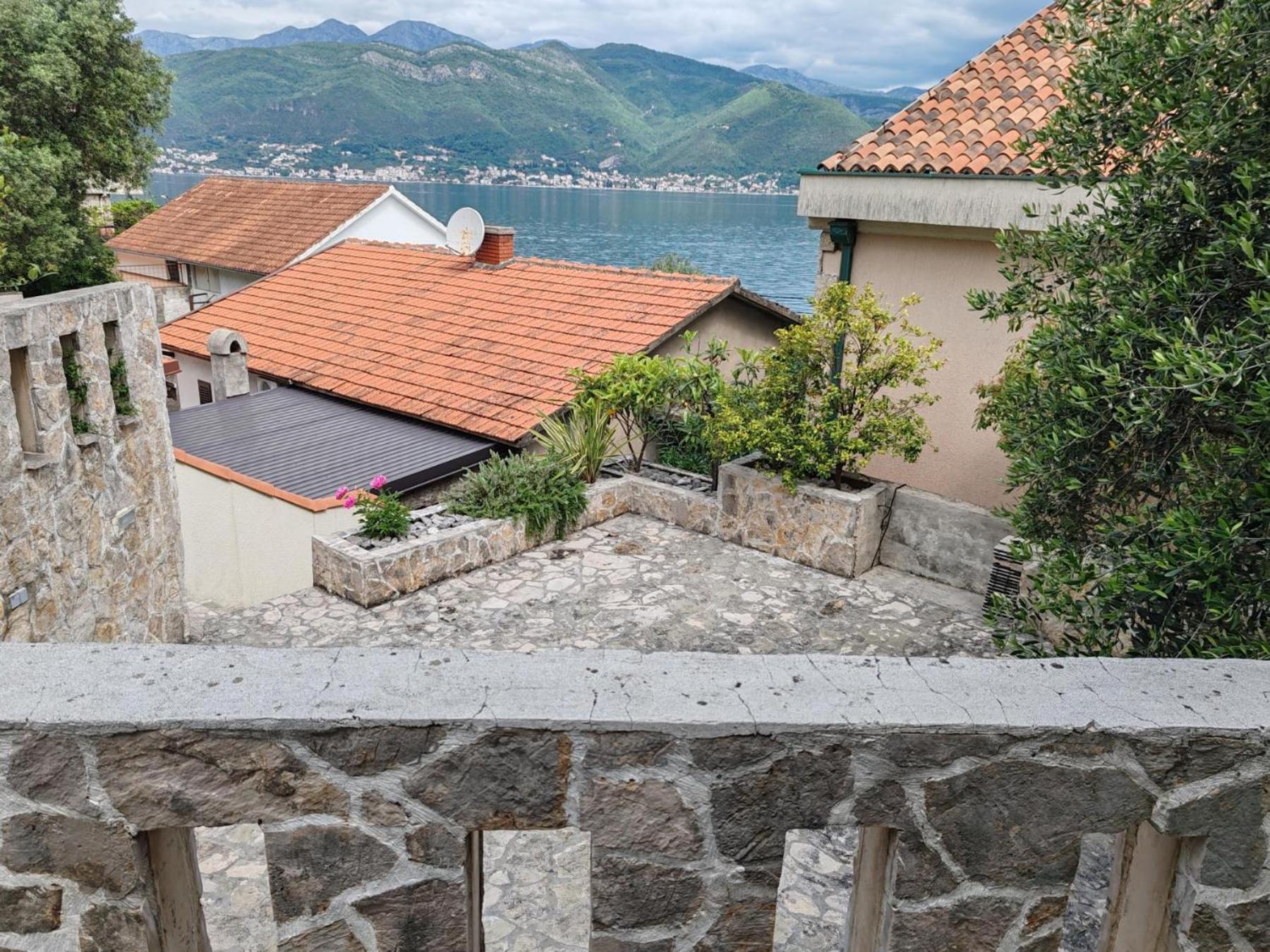 Apartment Bane view 4