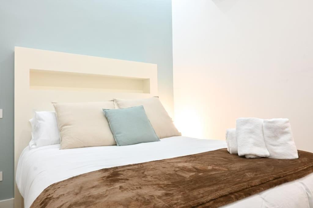For You Rentals Céntrico y Luminoso Apartamento TEMPORAL en Madrid EST22