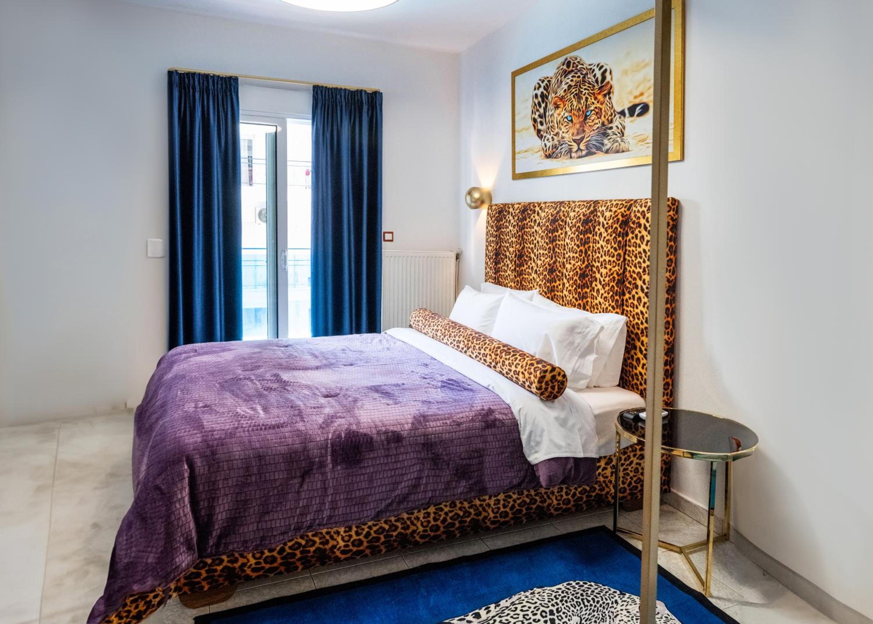 LUXURY SUITES - free parking