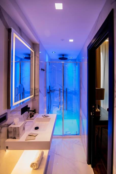 Luxury Rhome Via della Croce