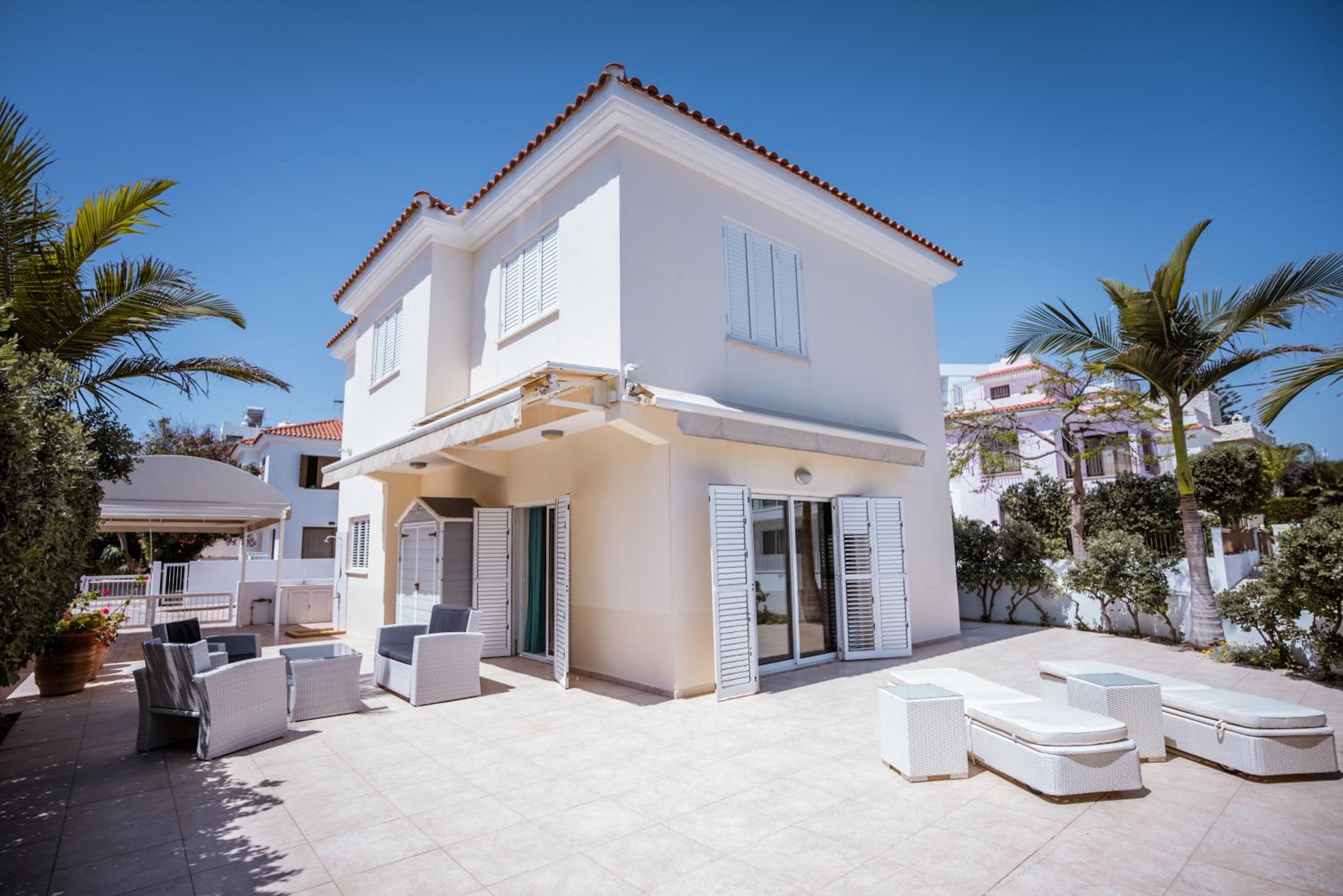 Elli Seaside Villa