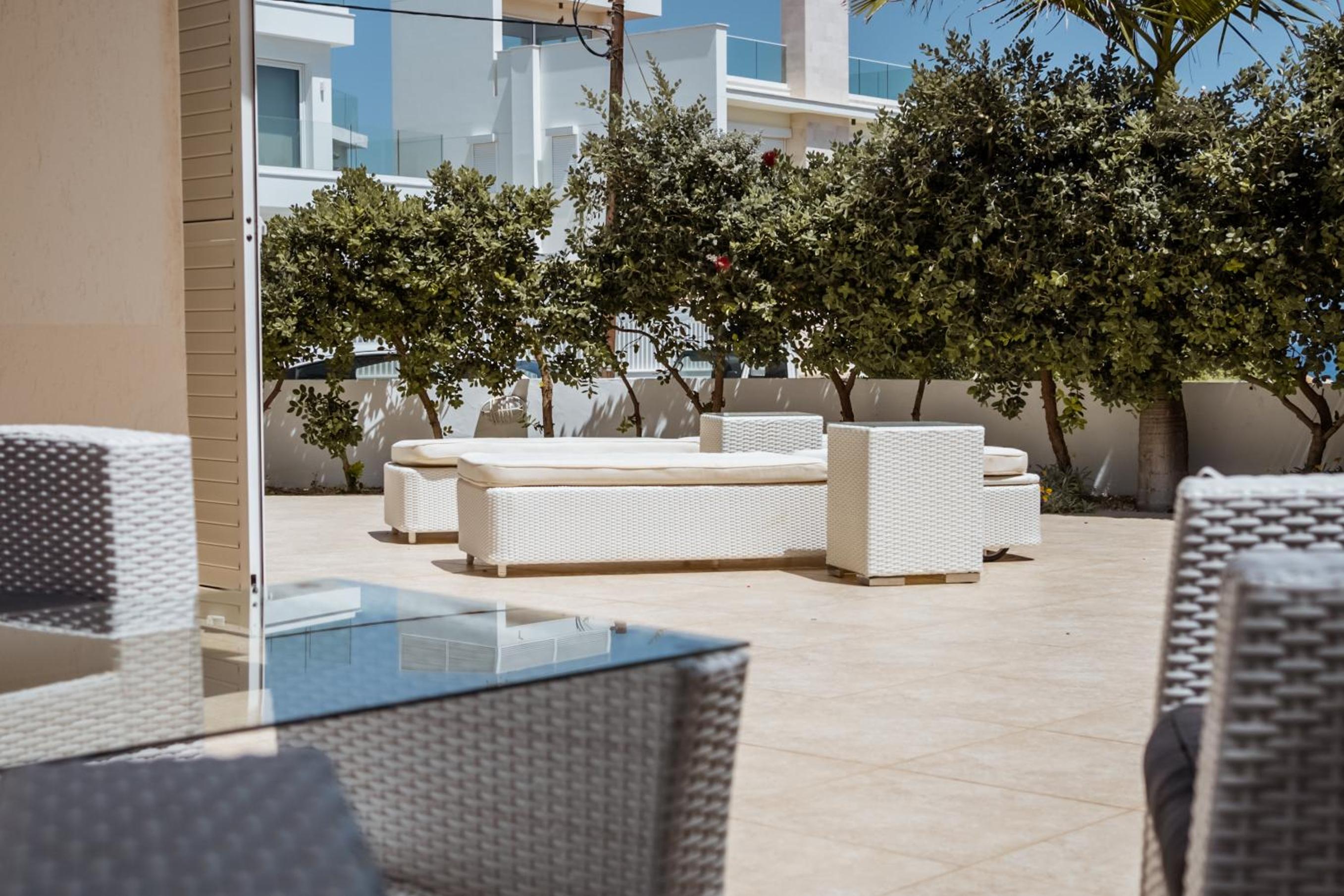 Elli Seaside Villa