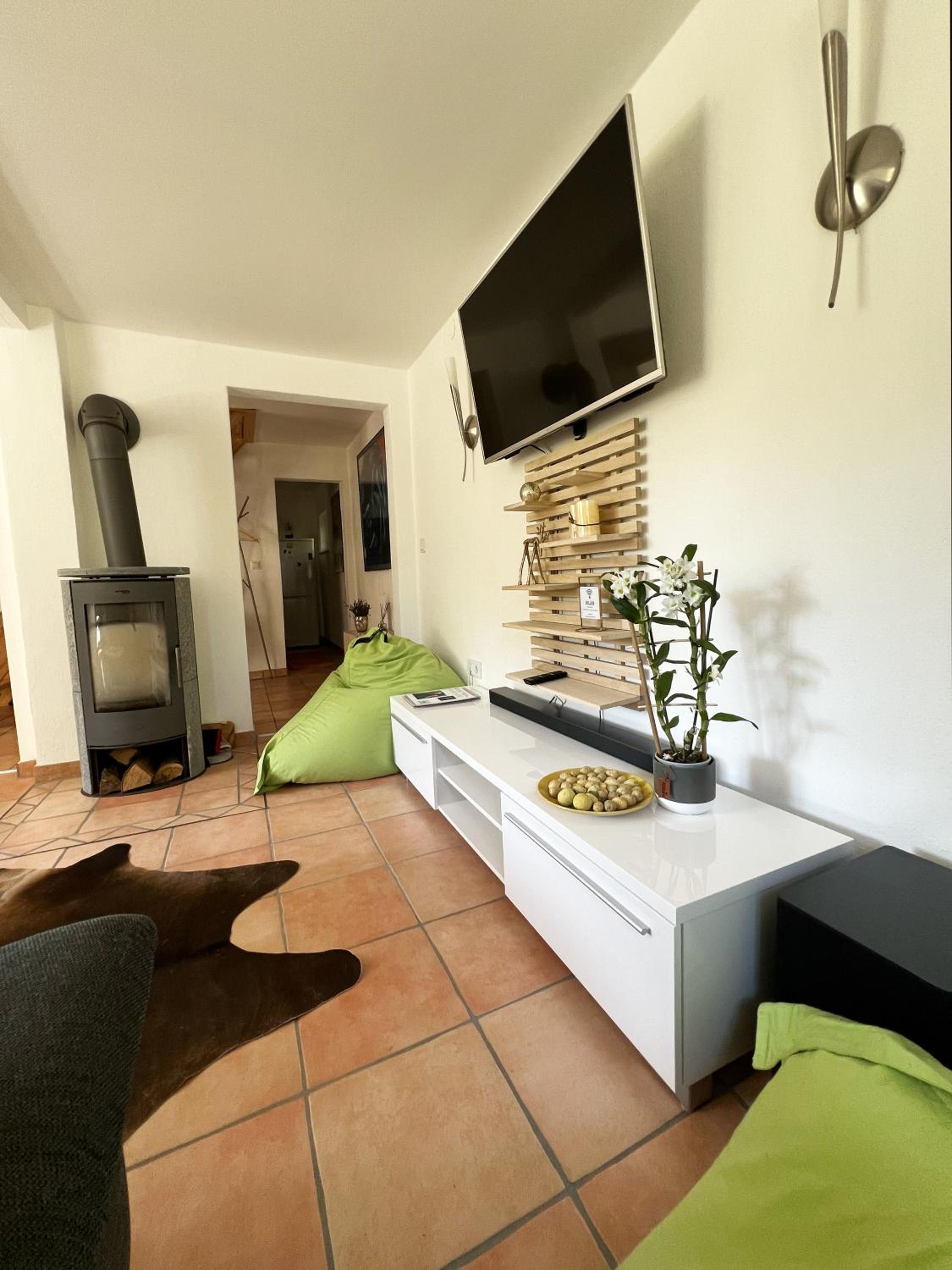 Haus am Berzdorfer See - 3 Schlafzimmer - ganzes Haus zur Alleinnutzung - Terrasse - hochwertige Ausstattung