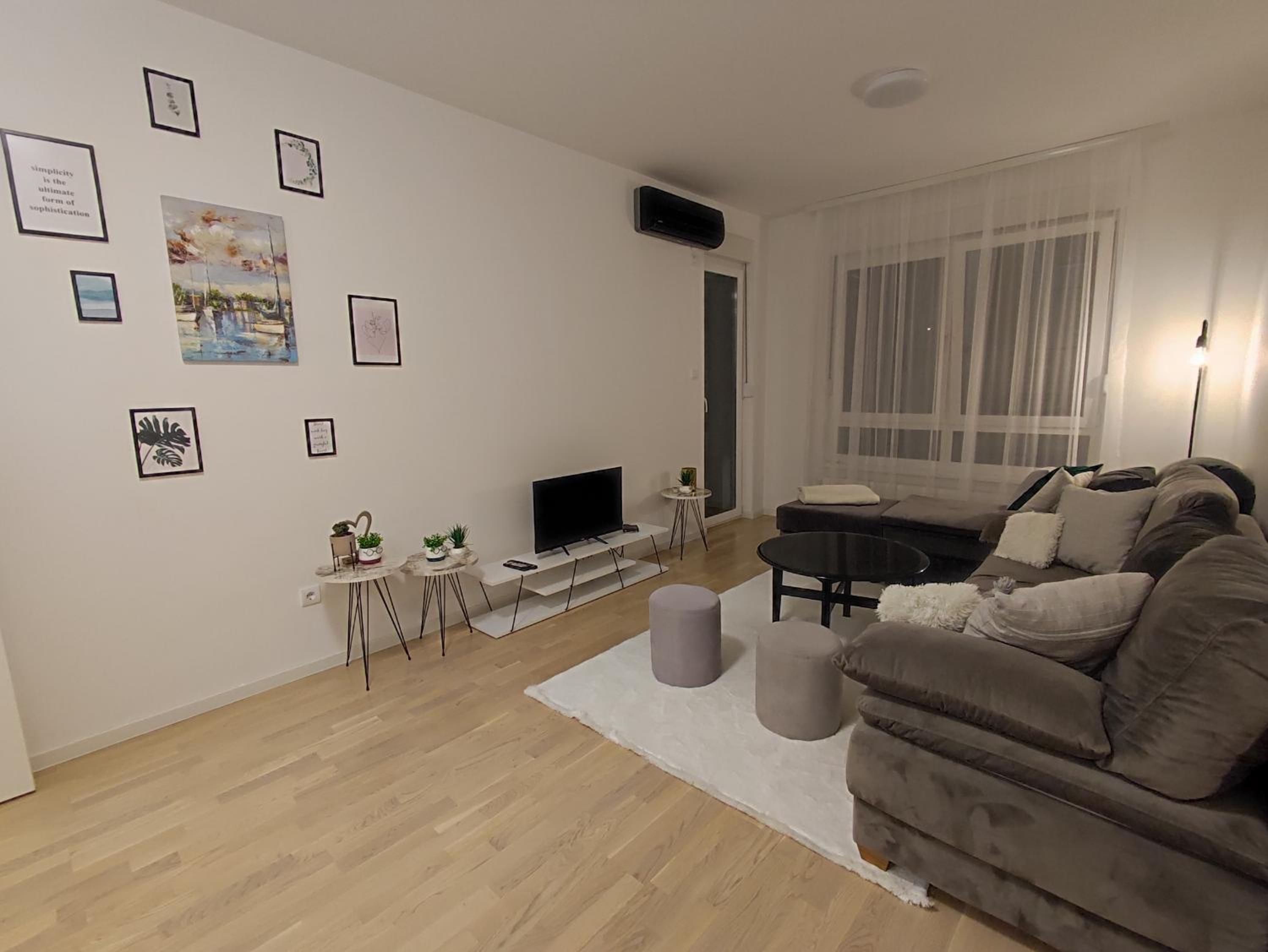 Apartman 7 Ladies