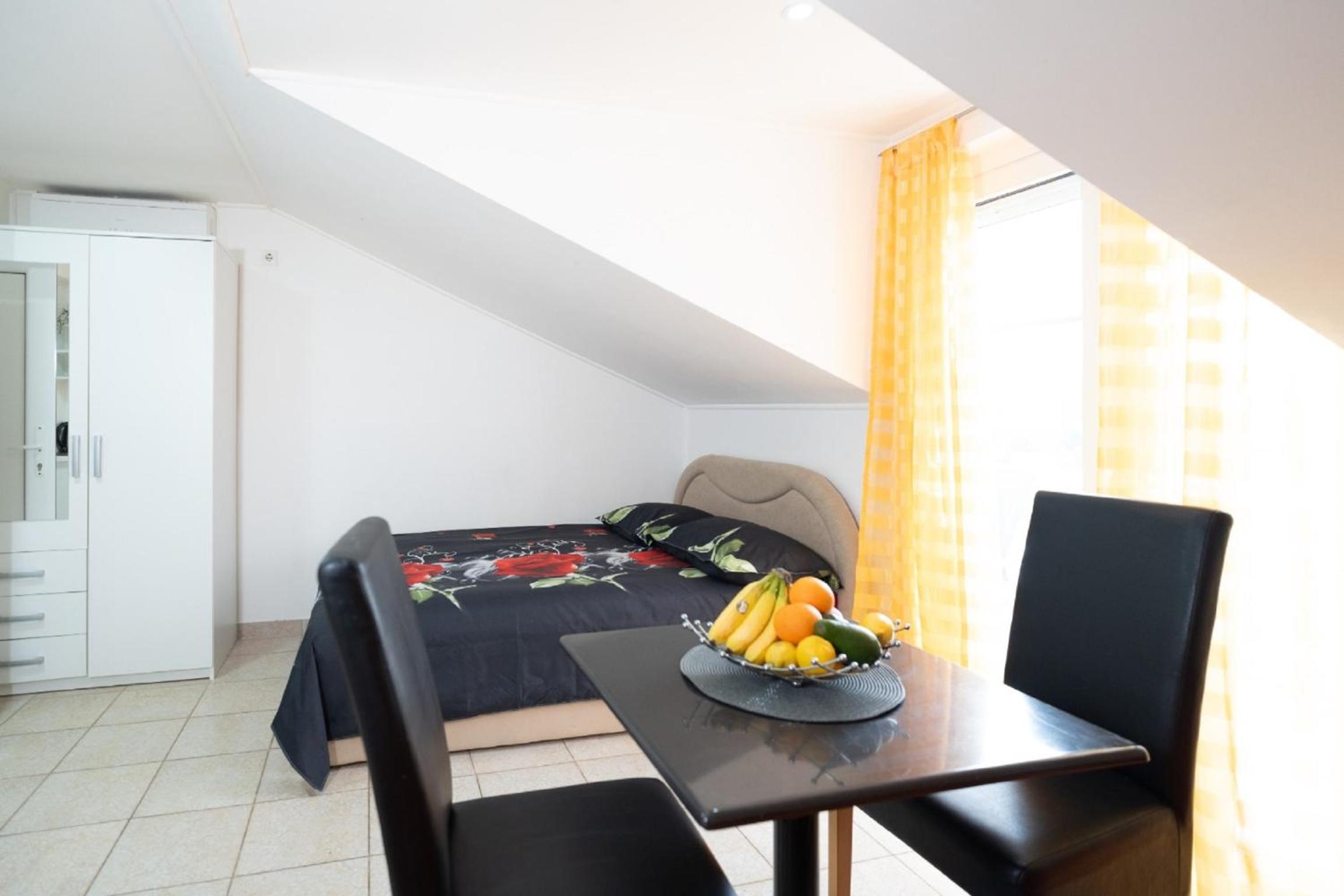 Apartments Milic