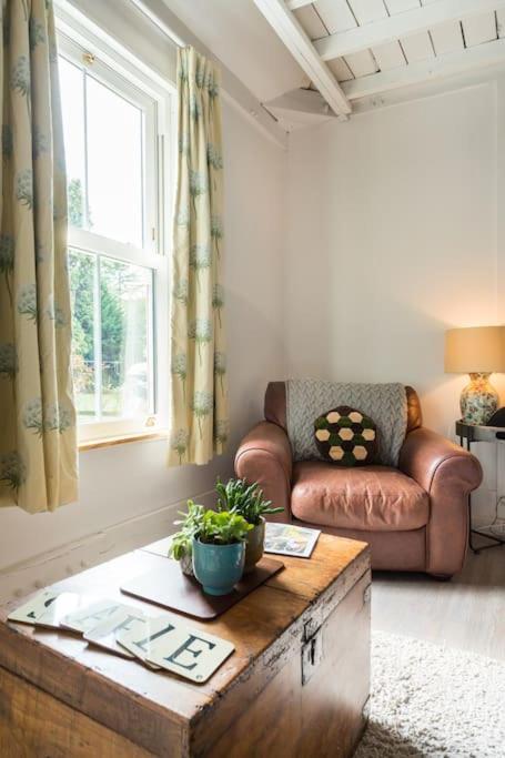 Sissinghurst Stables A comfortable country home in the Garden of England and just one hour from London