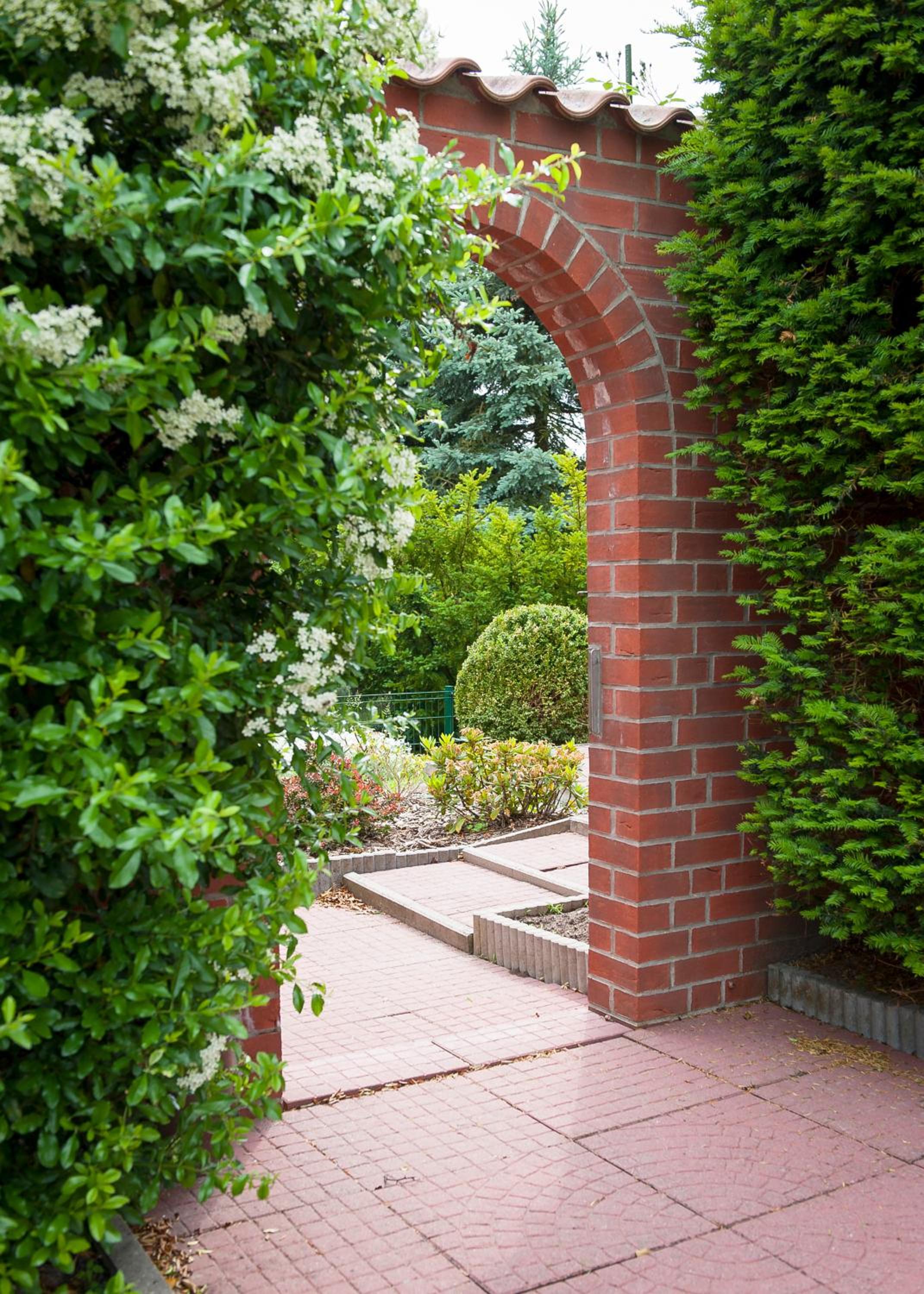 Elbwiesenhaus mit schönen Garten