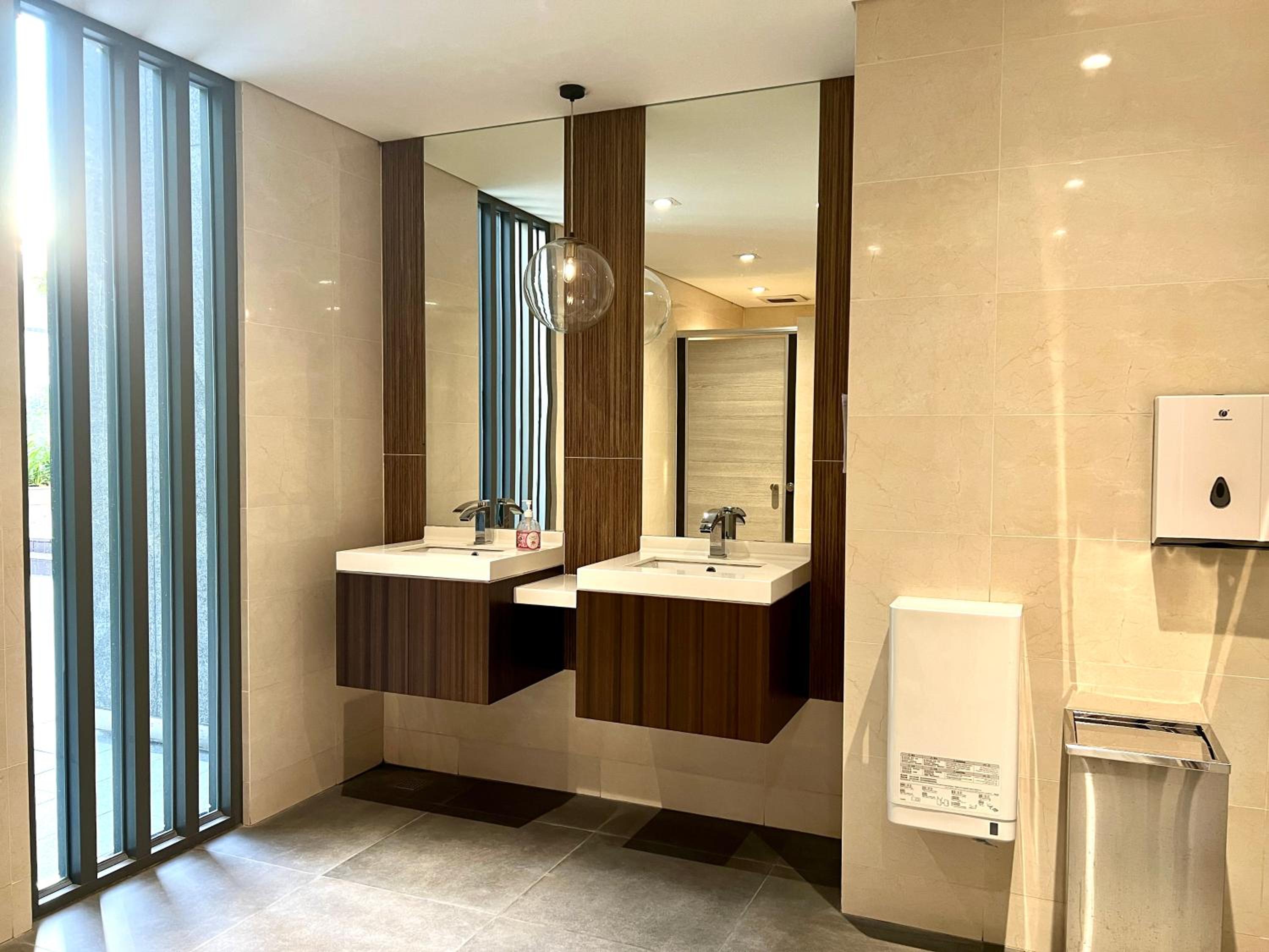 The Ascentia - Scandinavian apartment - Near SECC, Mall