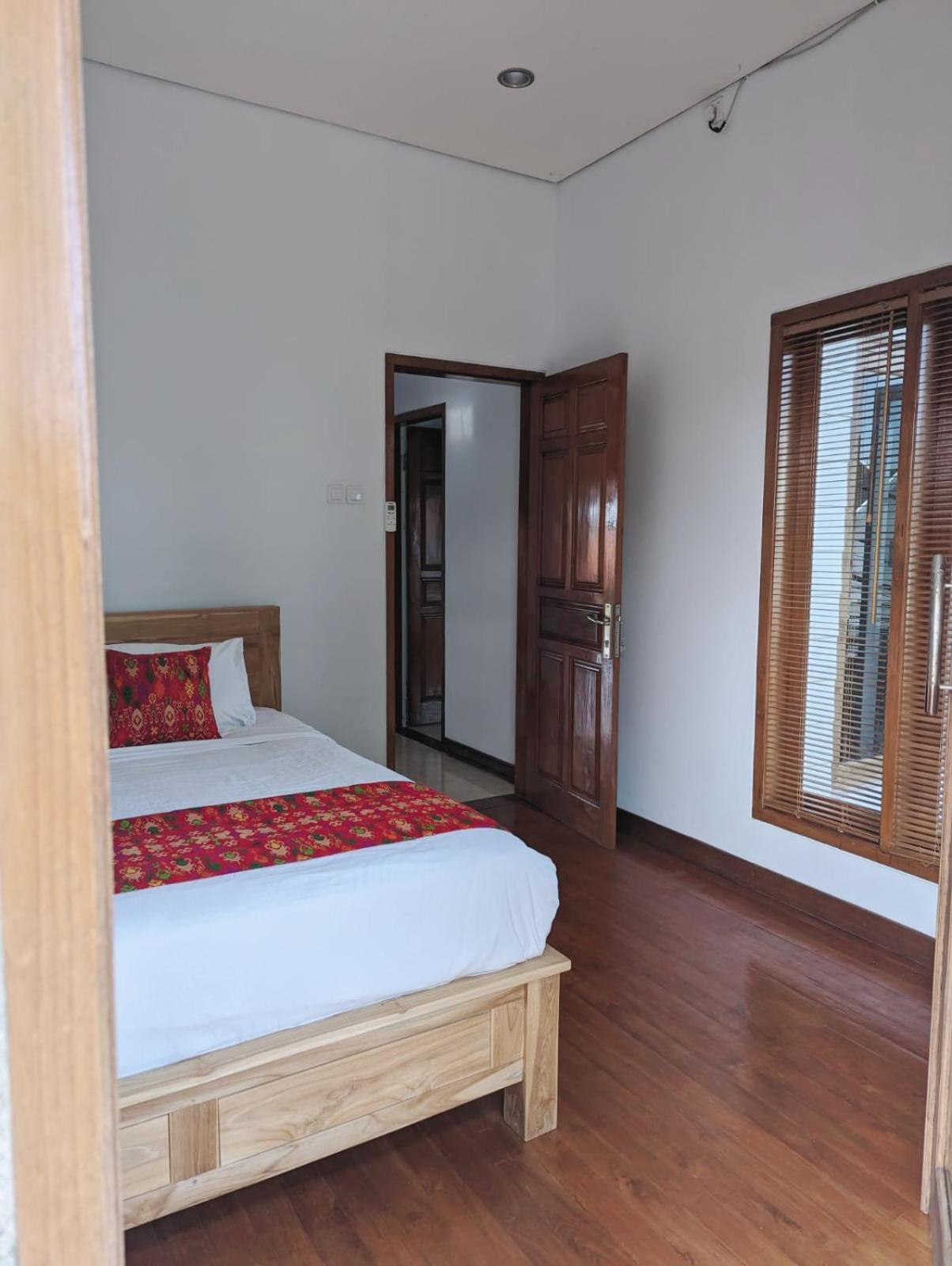 Bali Umalas Villa Marie view 3