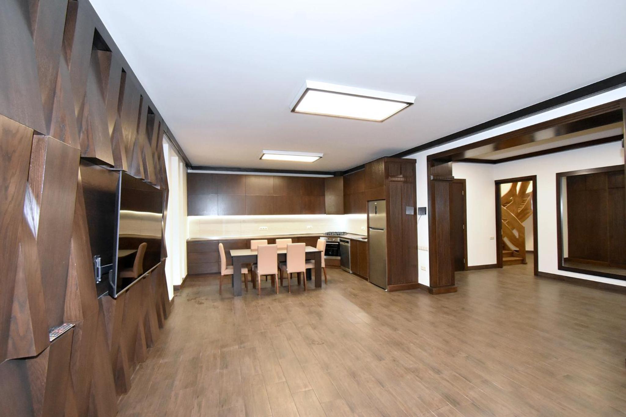 Luxury White House In Yerevan