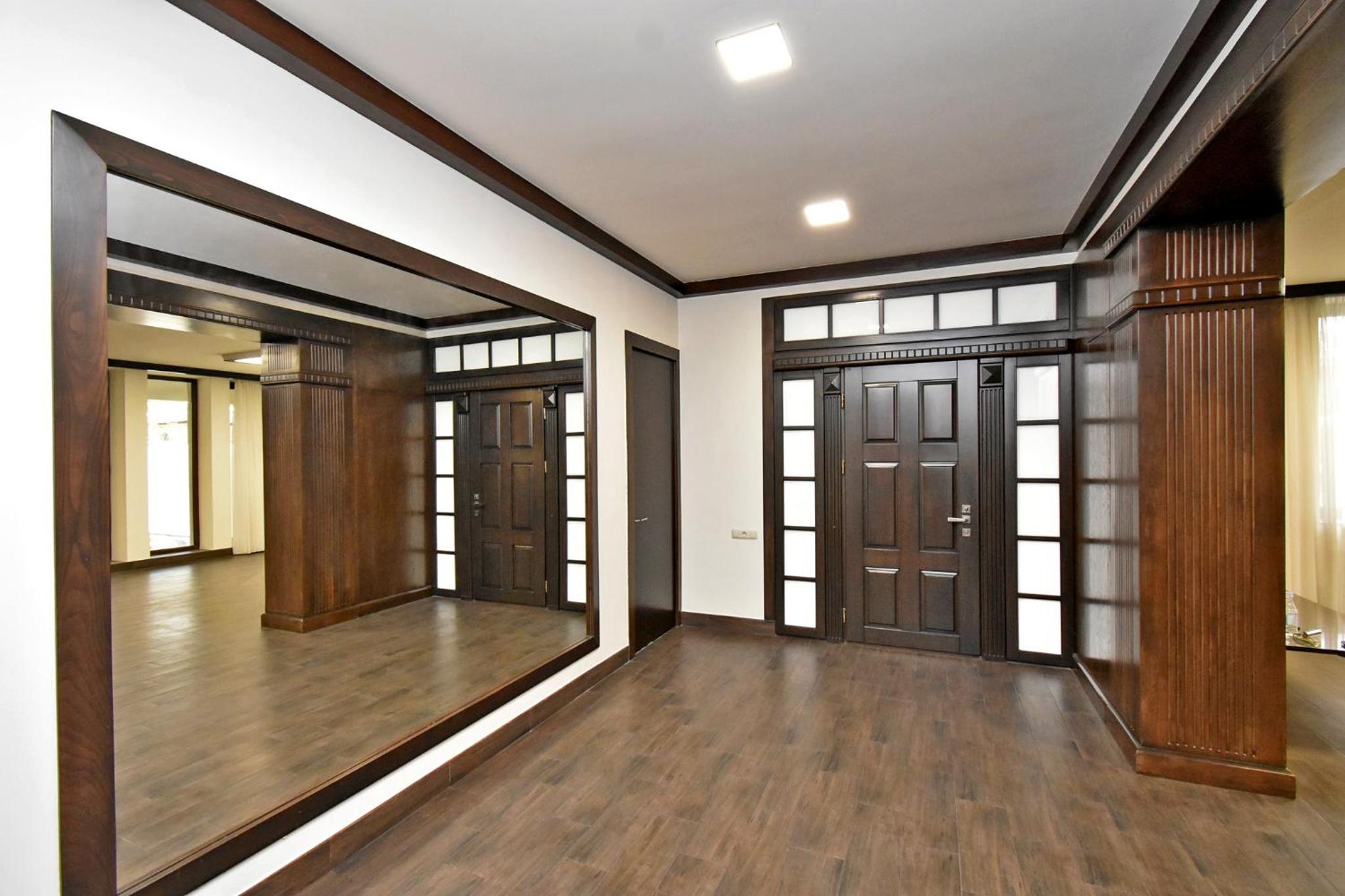 Luxury White House In Yerevan
