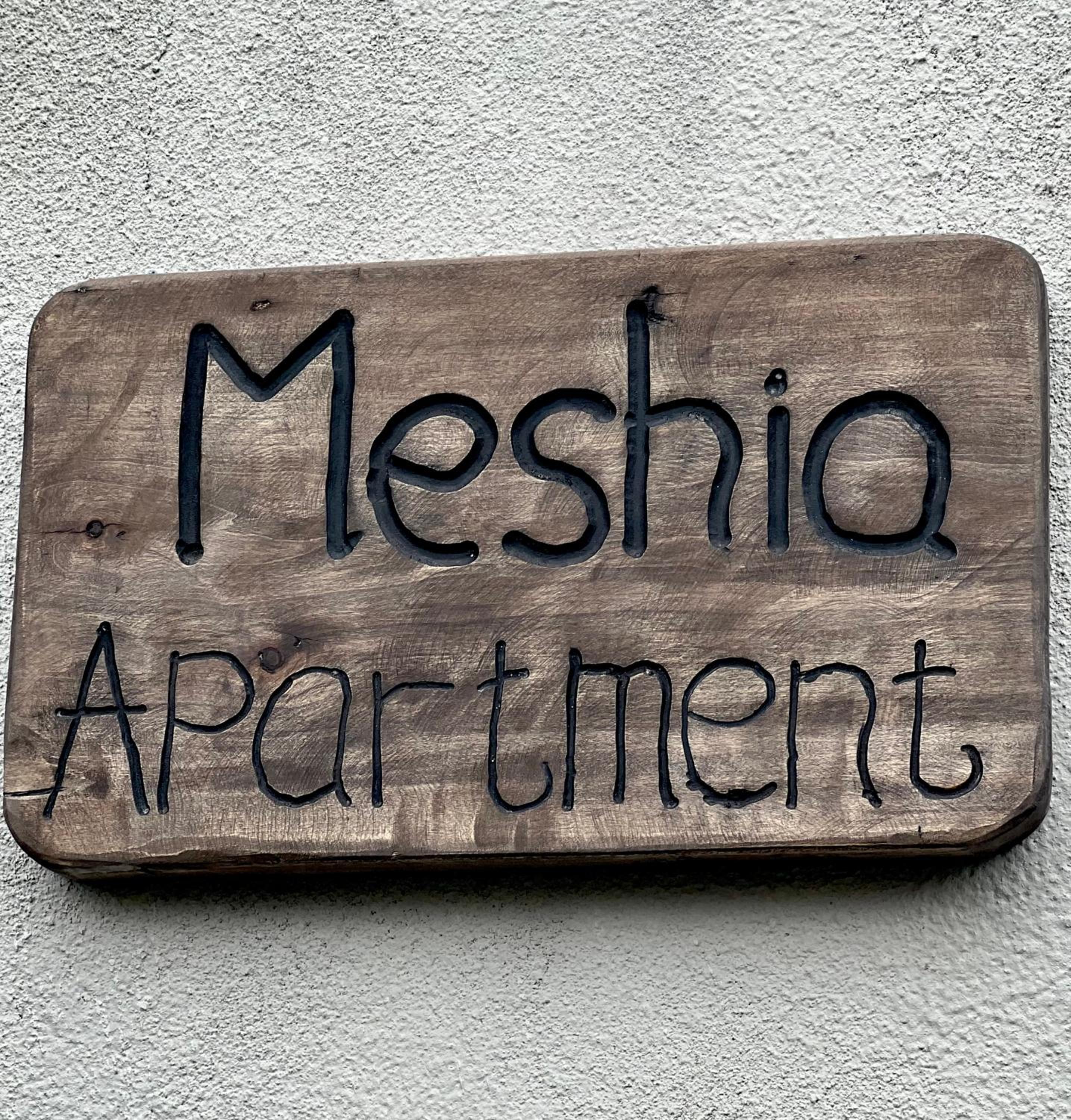 Meshia Apartment