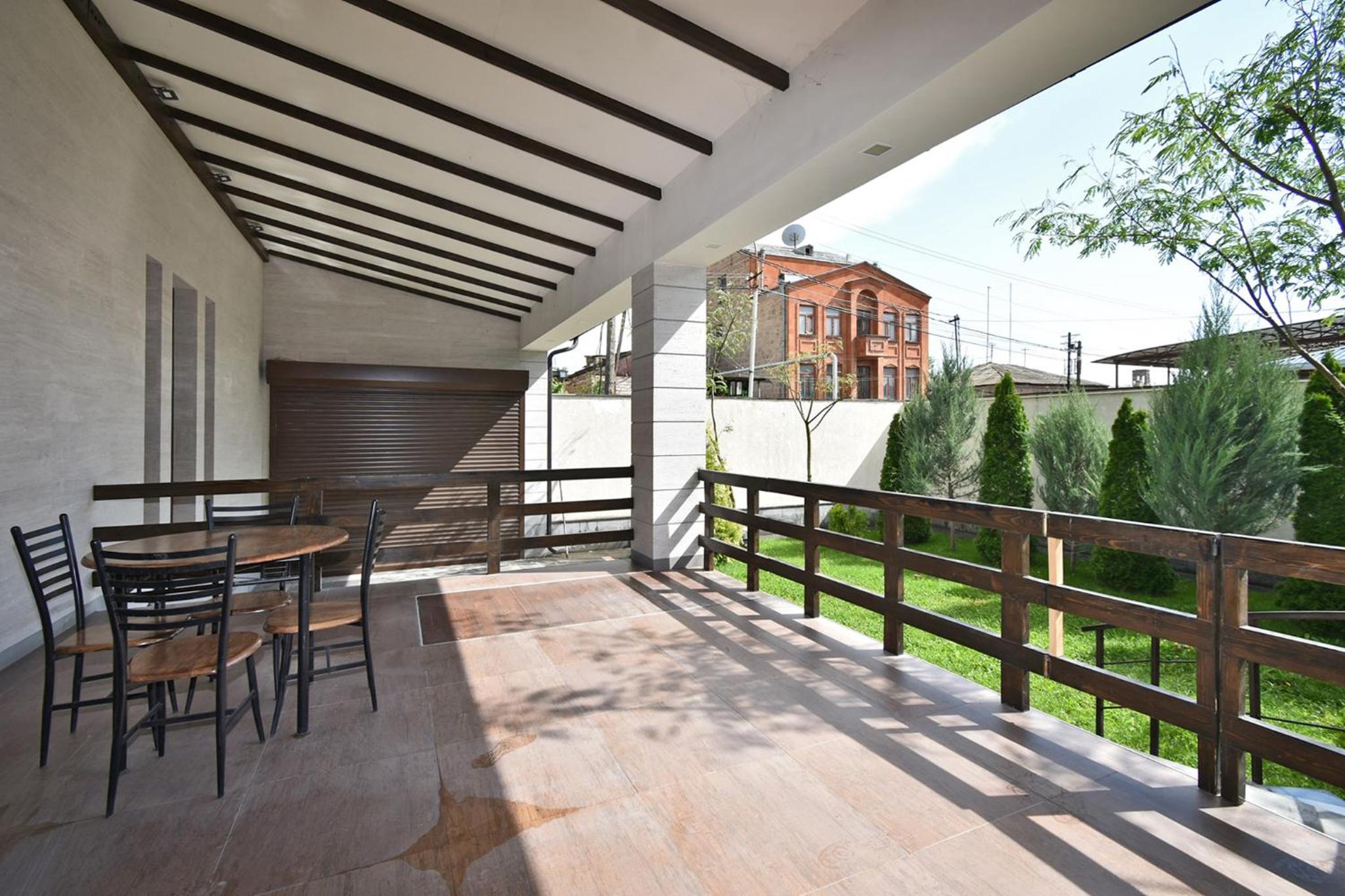 Luxury White House In Yerevan