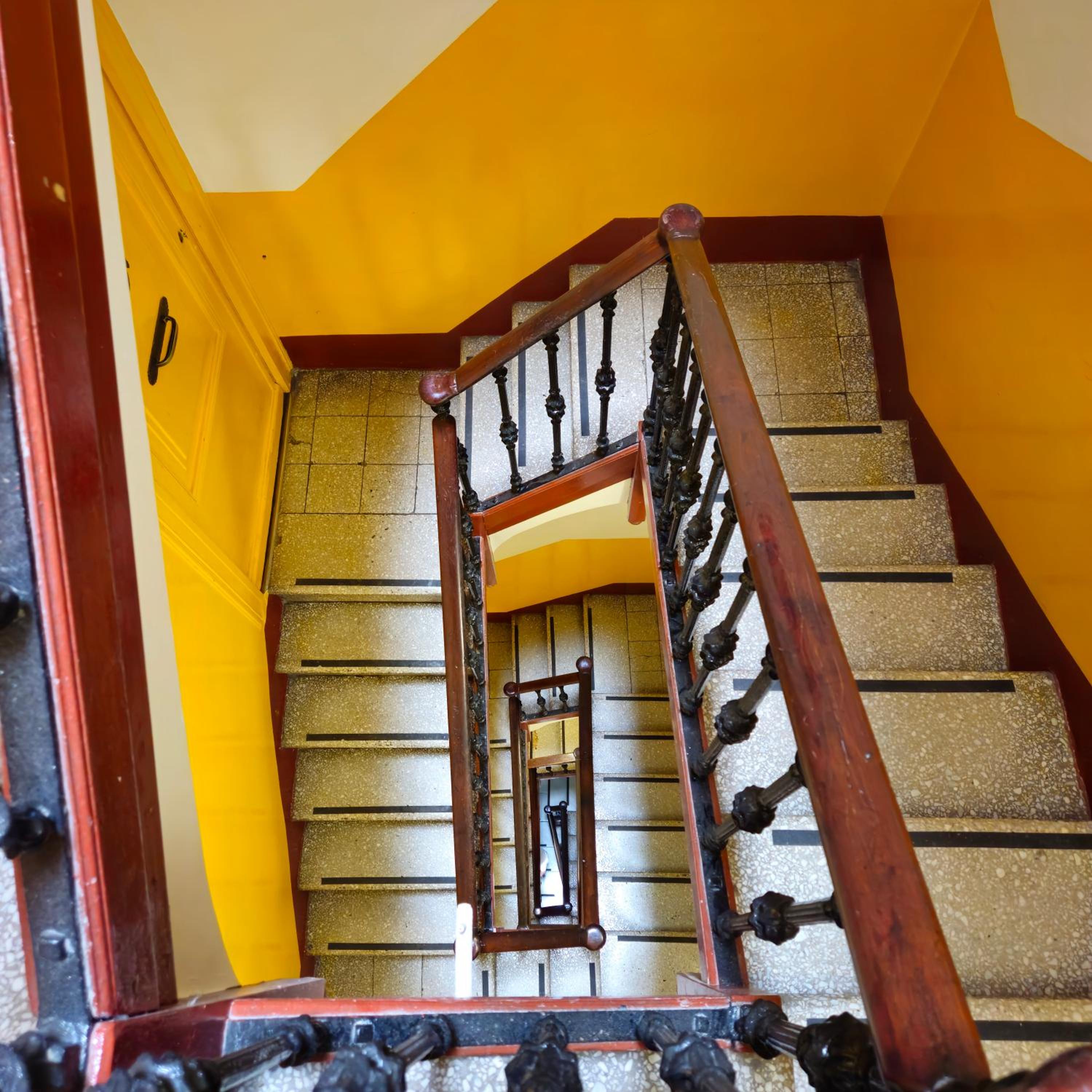 YOUTH HOSTEL - Central and Basic Drassanes
