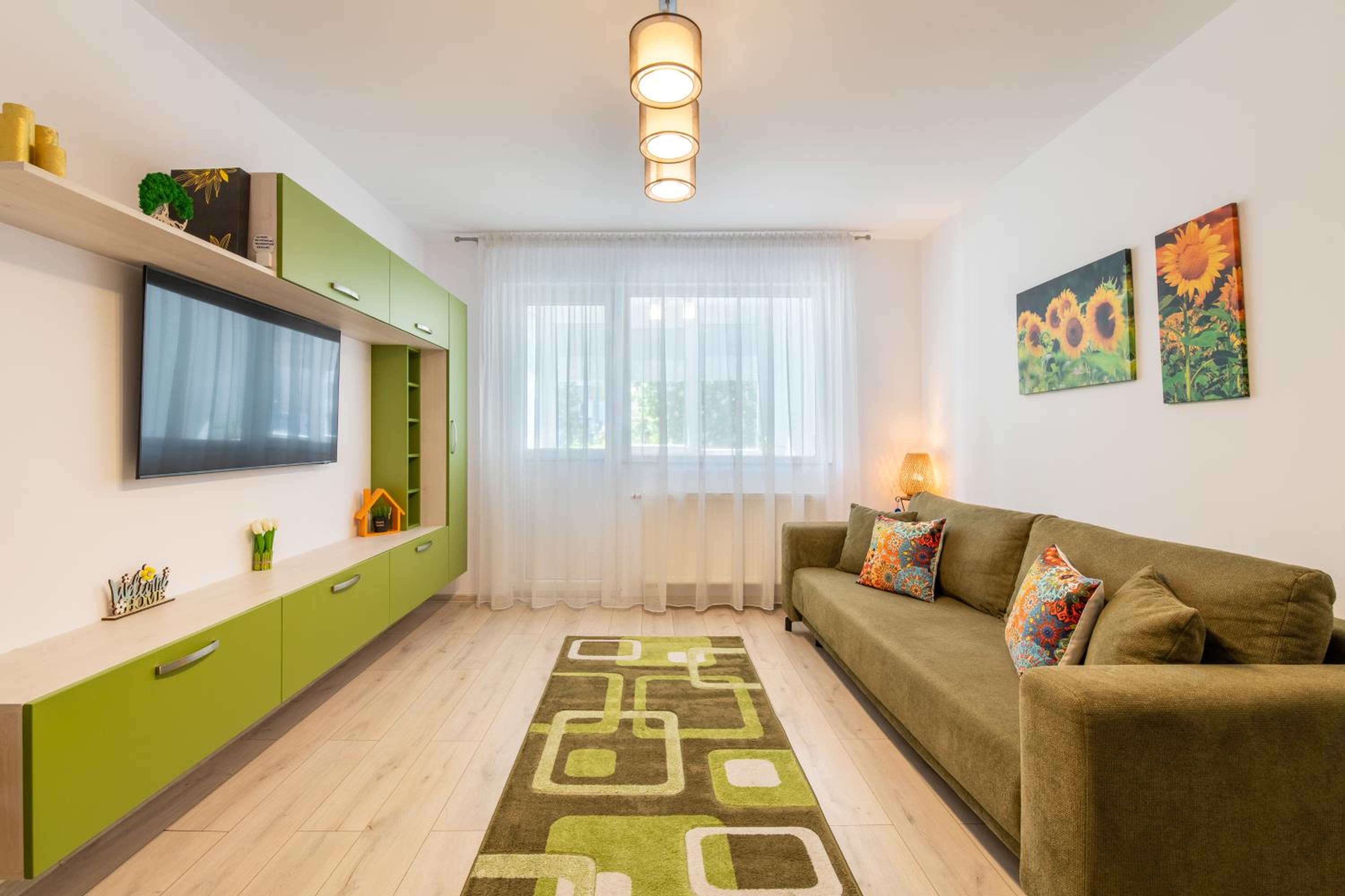 Springhome - Cozy Apartment with Balcony & Parking view 3