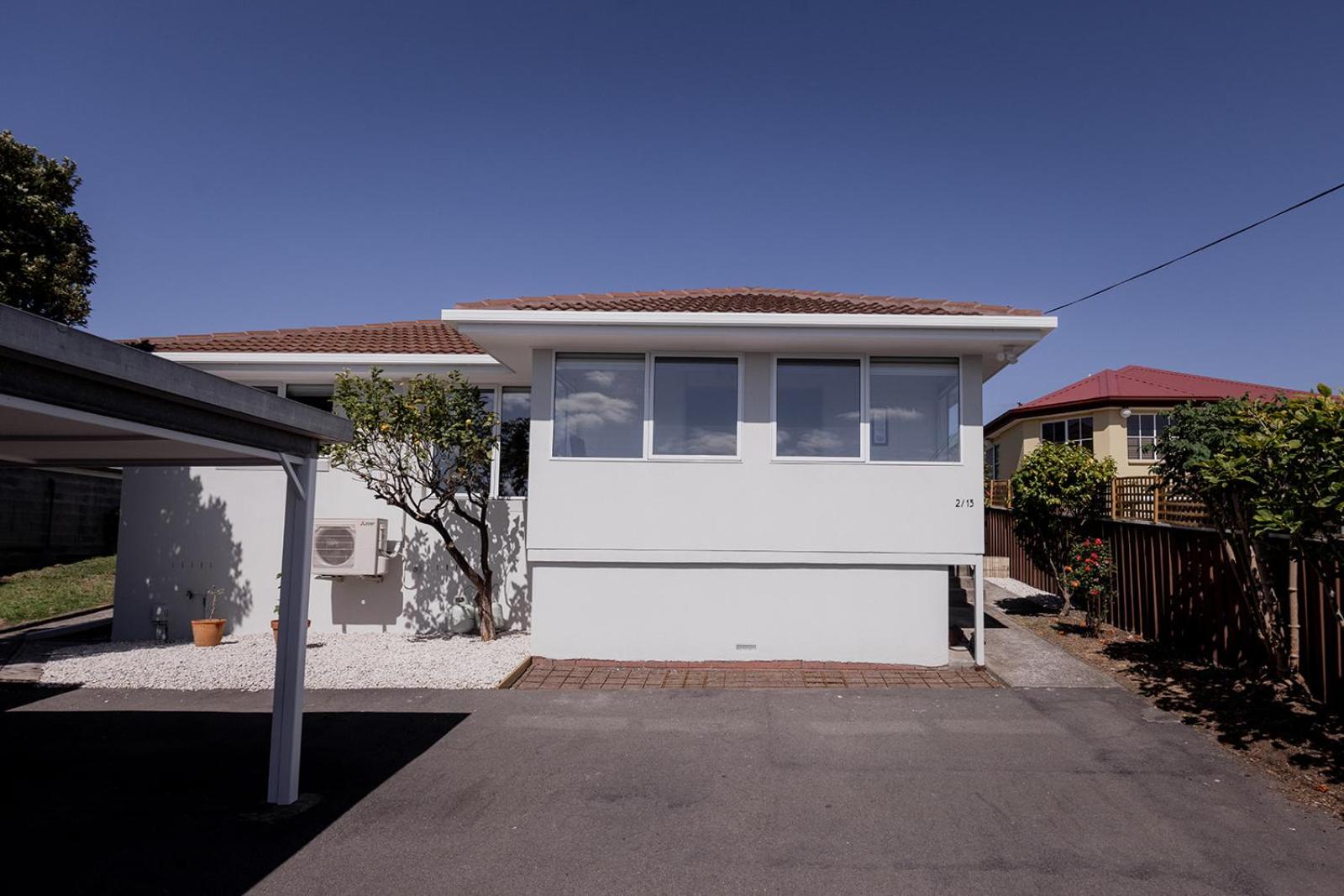 Modern refurbished unit in charming Bellerive