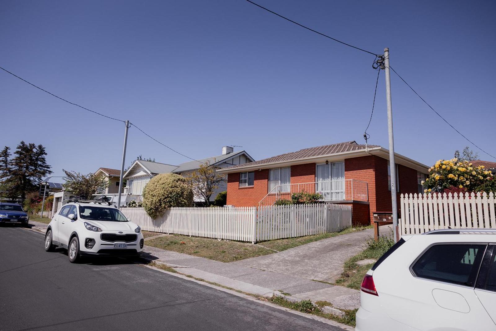 Modern refurbished unit in charming Bellerive
