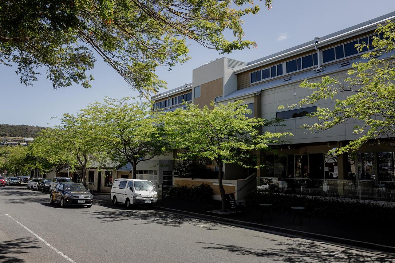 Modern refurbished unit in charming Bellerive