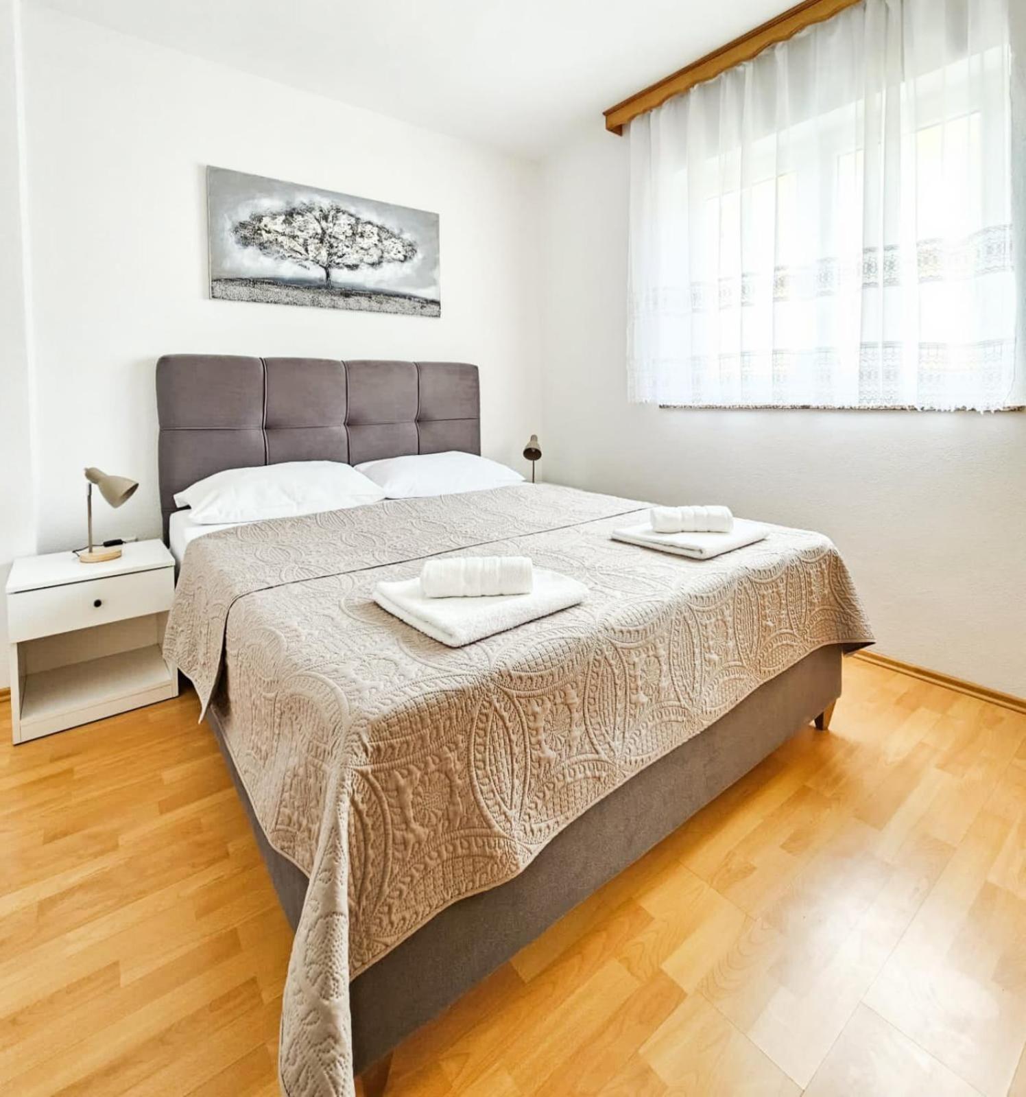 Apartments Karalic ll