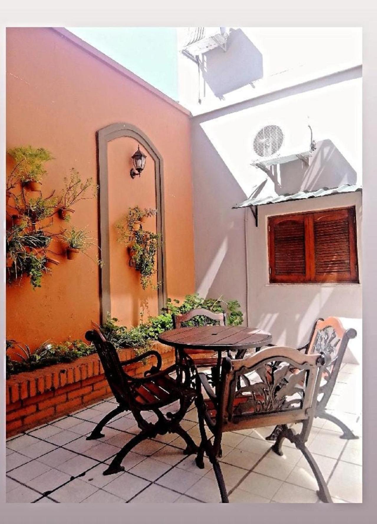 Hostal Las Carretas