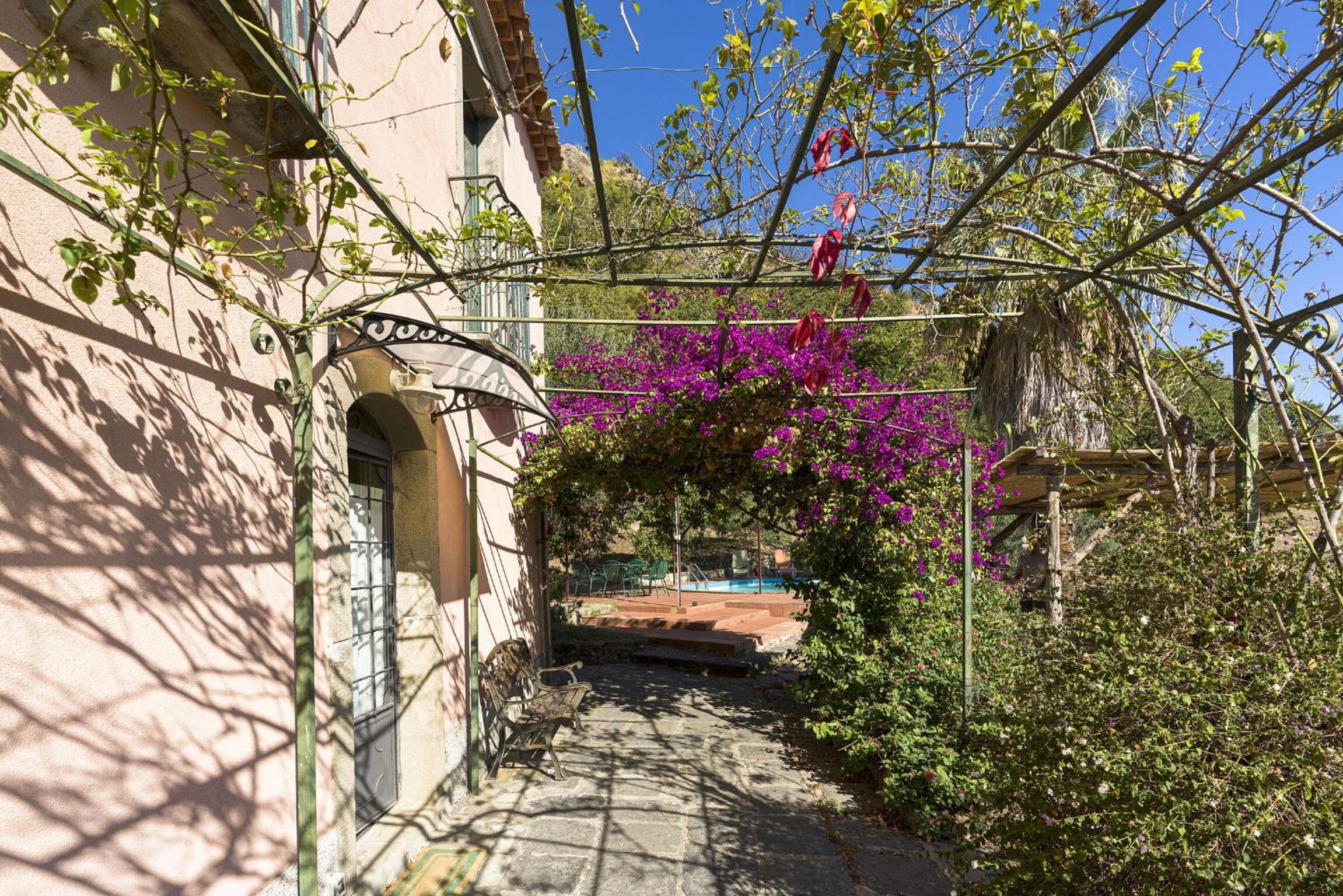 Villa Idyllica view 3