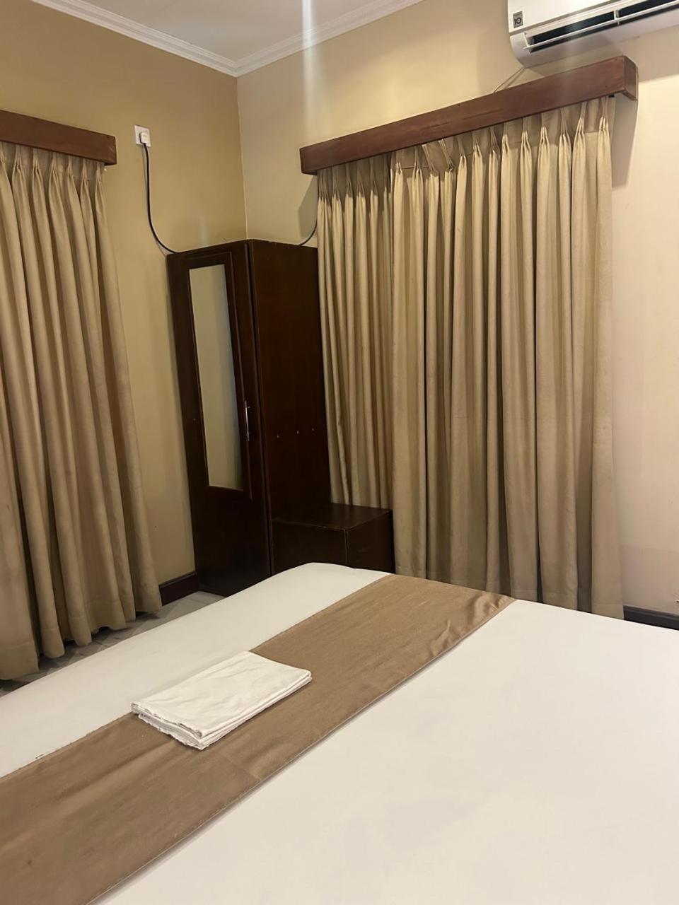 MercuryFM 101- Mercury Inn - Jaffna