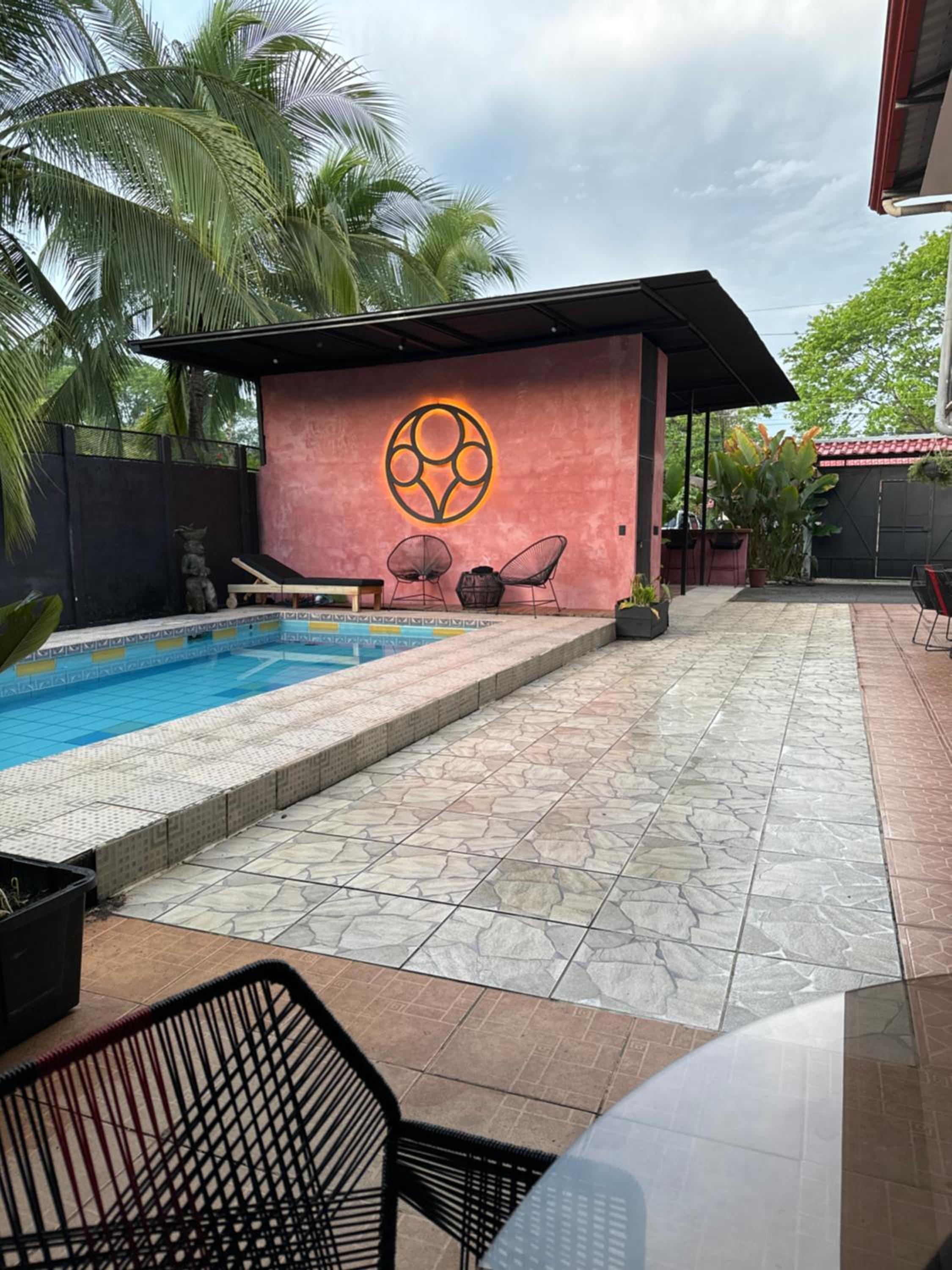 CASA FOTR LOCO