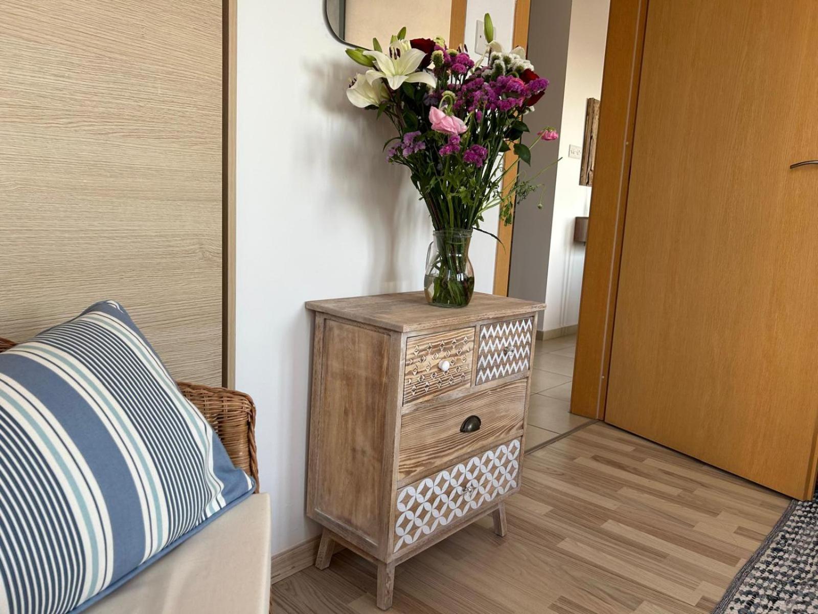 Aphrodite Hills Golf Resort luxury Sea View apartment, Sophia BJ12