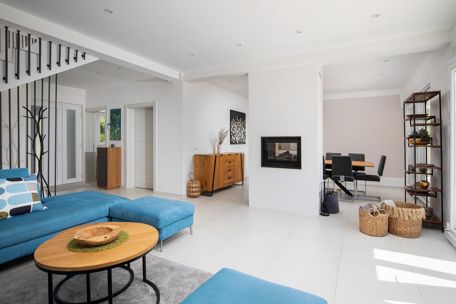 Villa Unica for 8 People in Central Istra, very quiet and luxurious retreat only 15 minutes from azure blue sea view 5